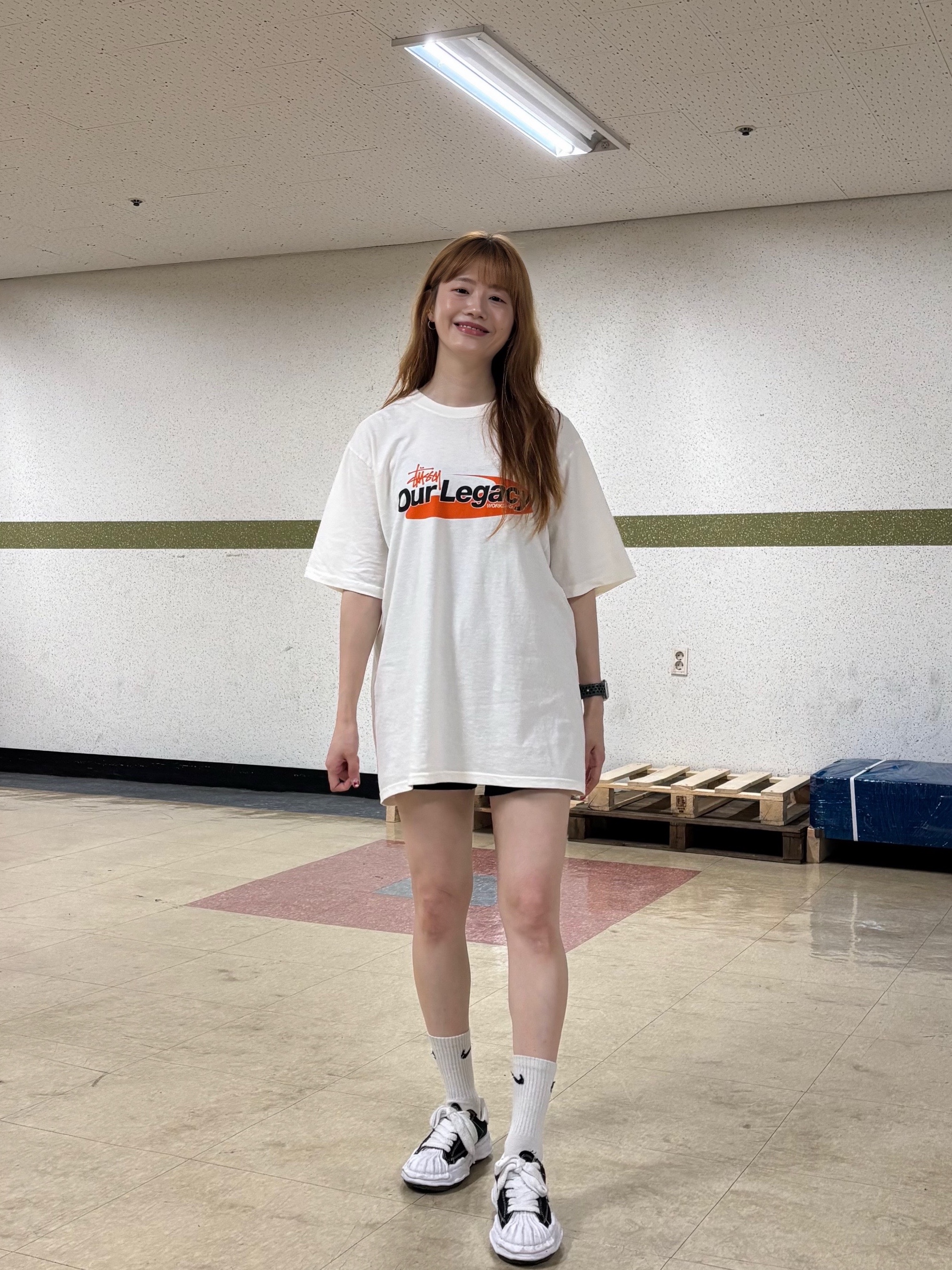 Stussy x Our Legacy Work Shop Swirl Pigment Dyed T-Shirt Natural, Maison Mihara Yasuhiro Blakey OG Sole Canvas Low-top Sneakers Black White 착용 스타일 - 2