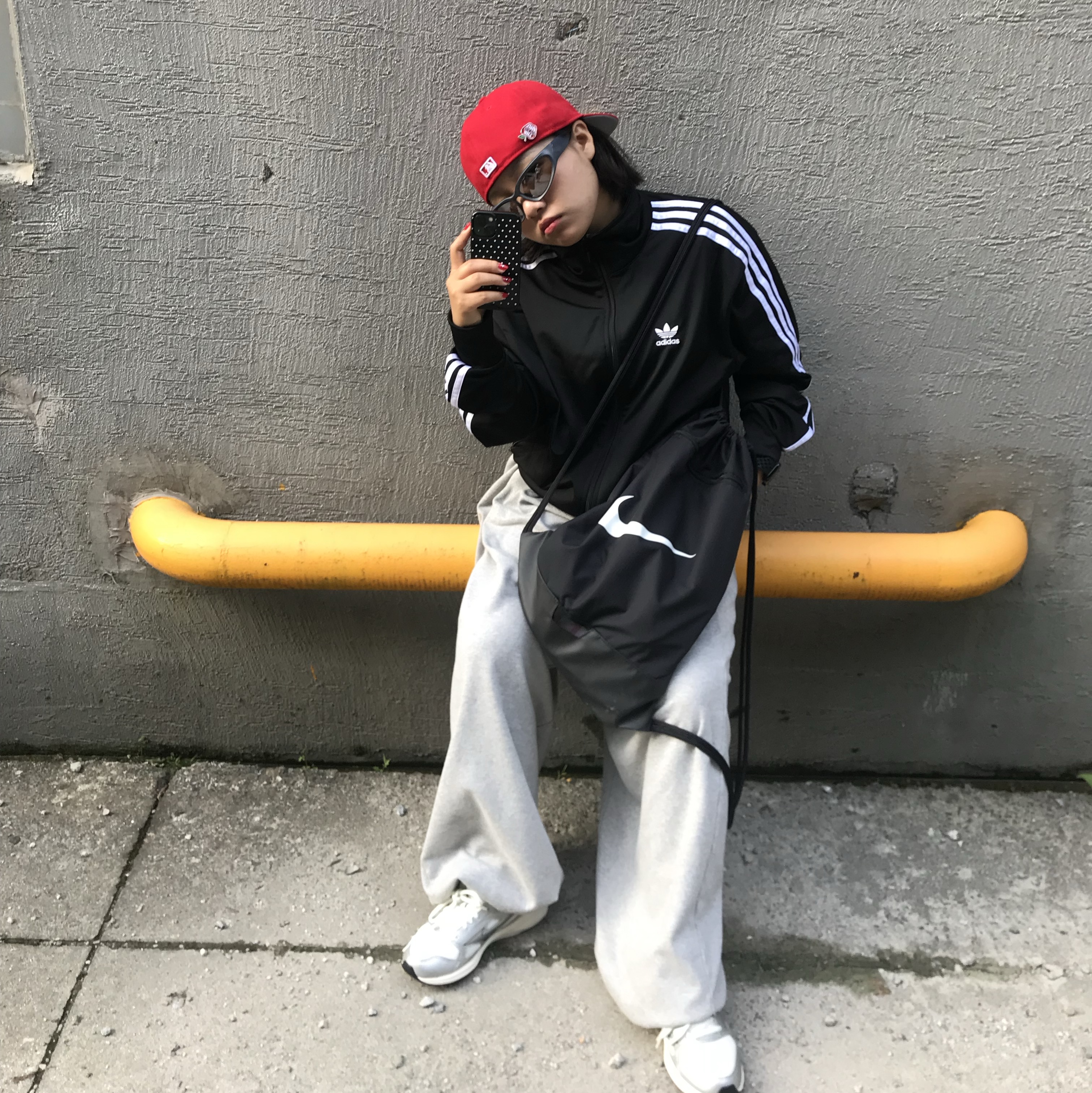 Adidas Adicolor Classic Beckenbauer Track Top Black - KR Sizing, New Era 59Fifty MLB Authentic New York Yankees Game Navy 착용 스타일 - 1