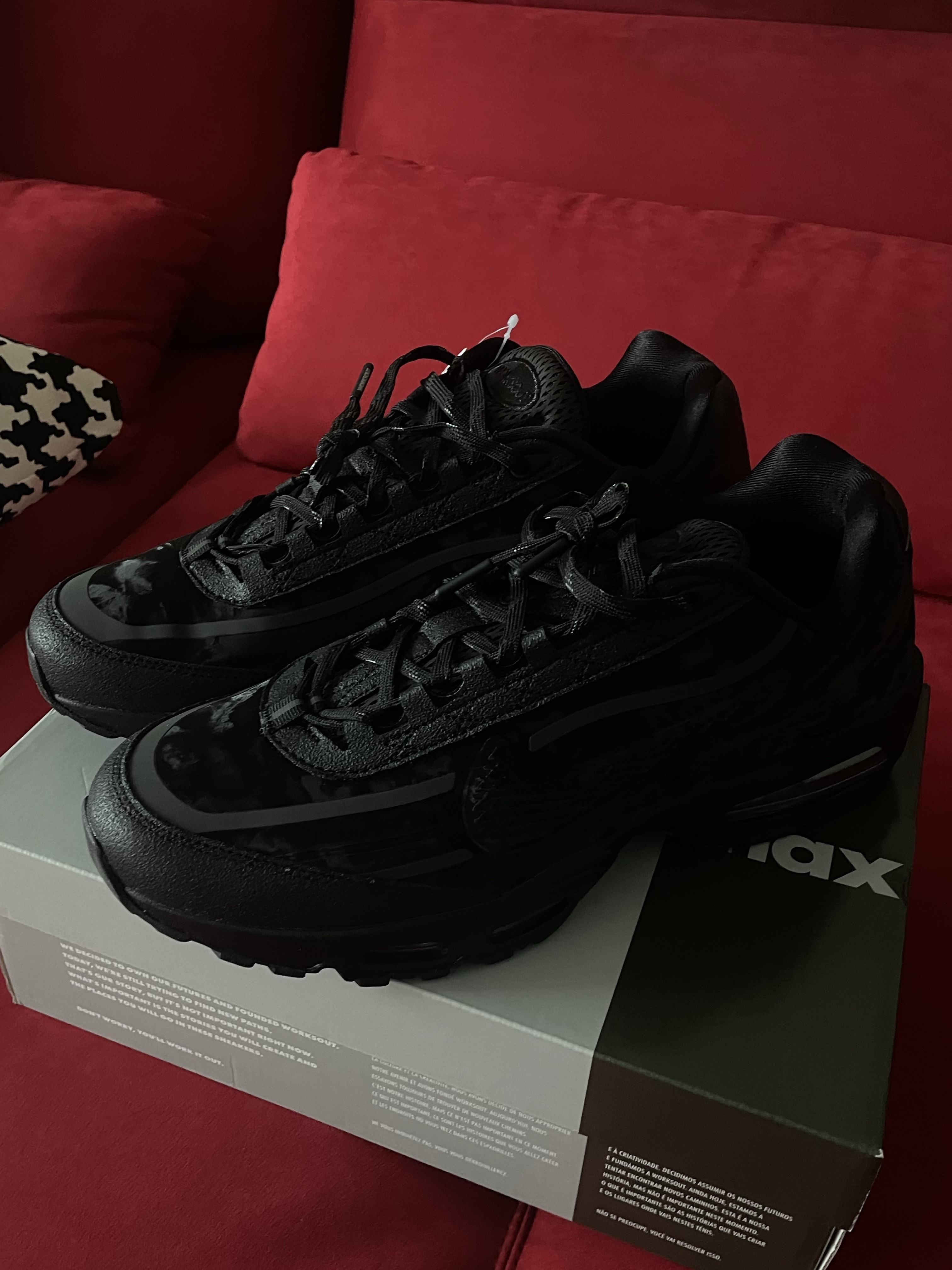 Nike x Worksout Air Max 95 Black Anthracite 착용 스타일 - 2