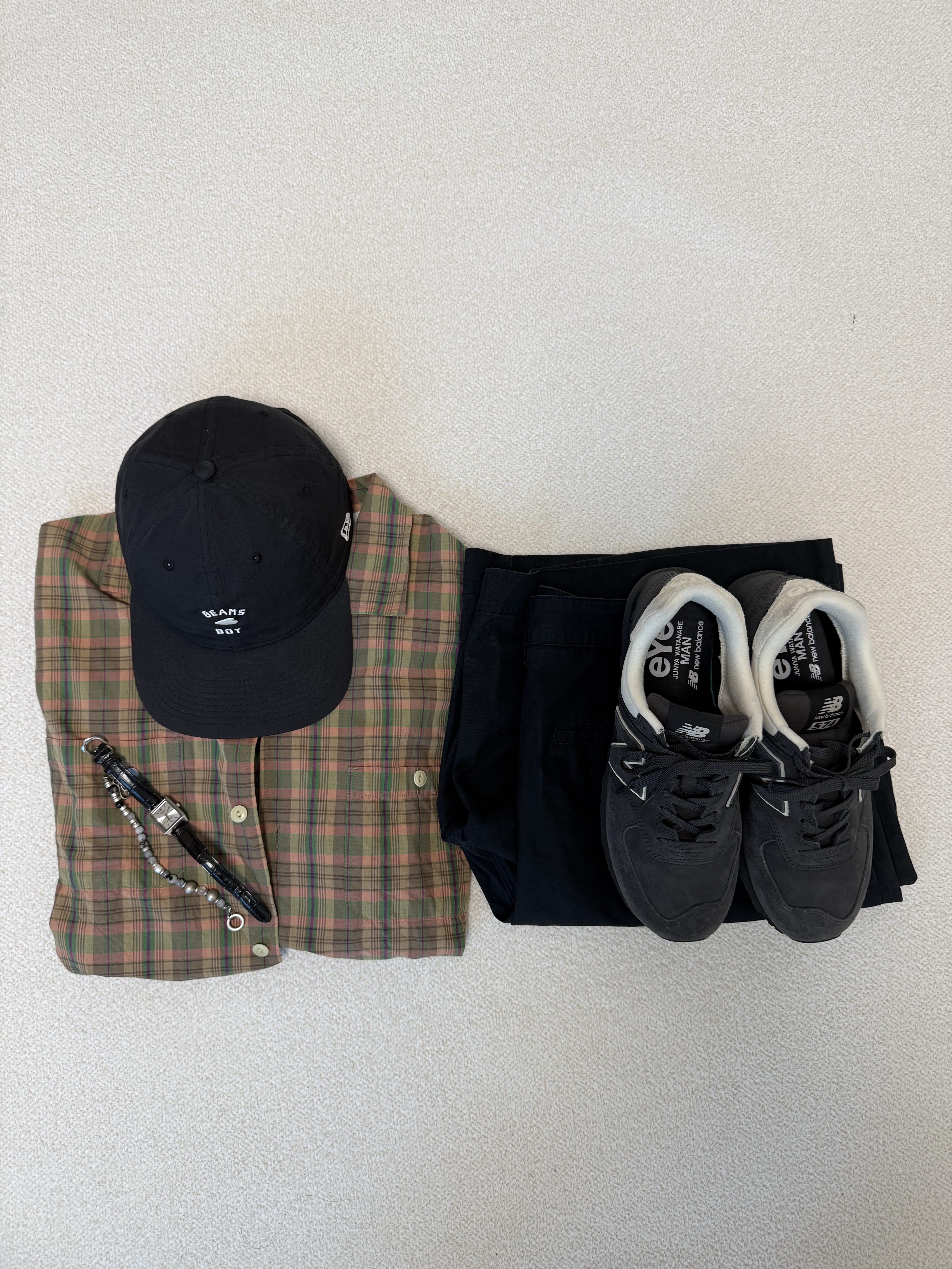 New Balance x Comme des Garcons Junya Watanabe Man 574 Suede Grey Off White 착용 스타일 - 1