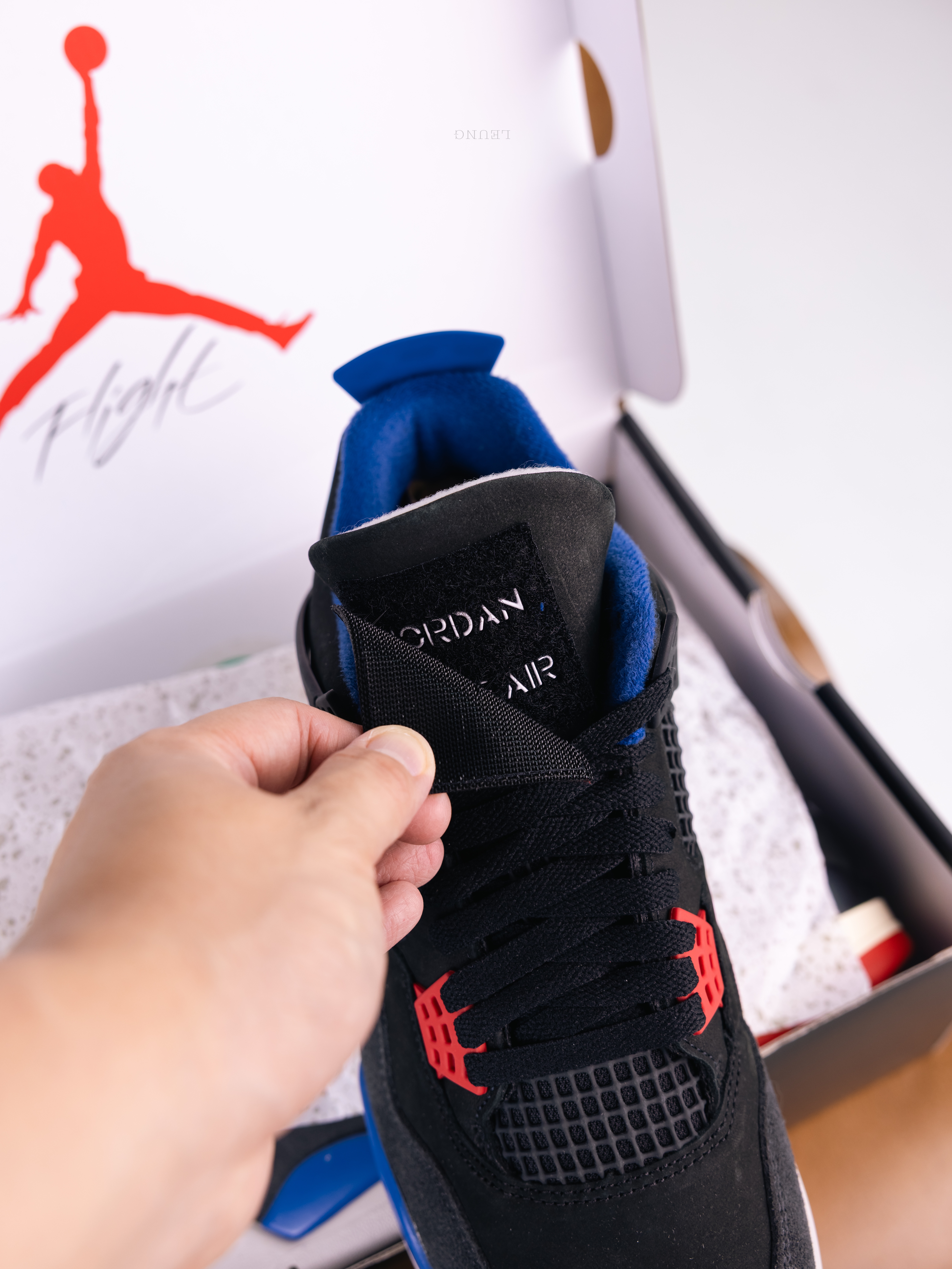 Jordan 4 Retro Rare Air 착용 스타일 - 4