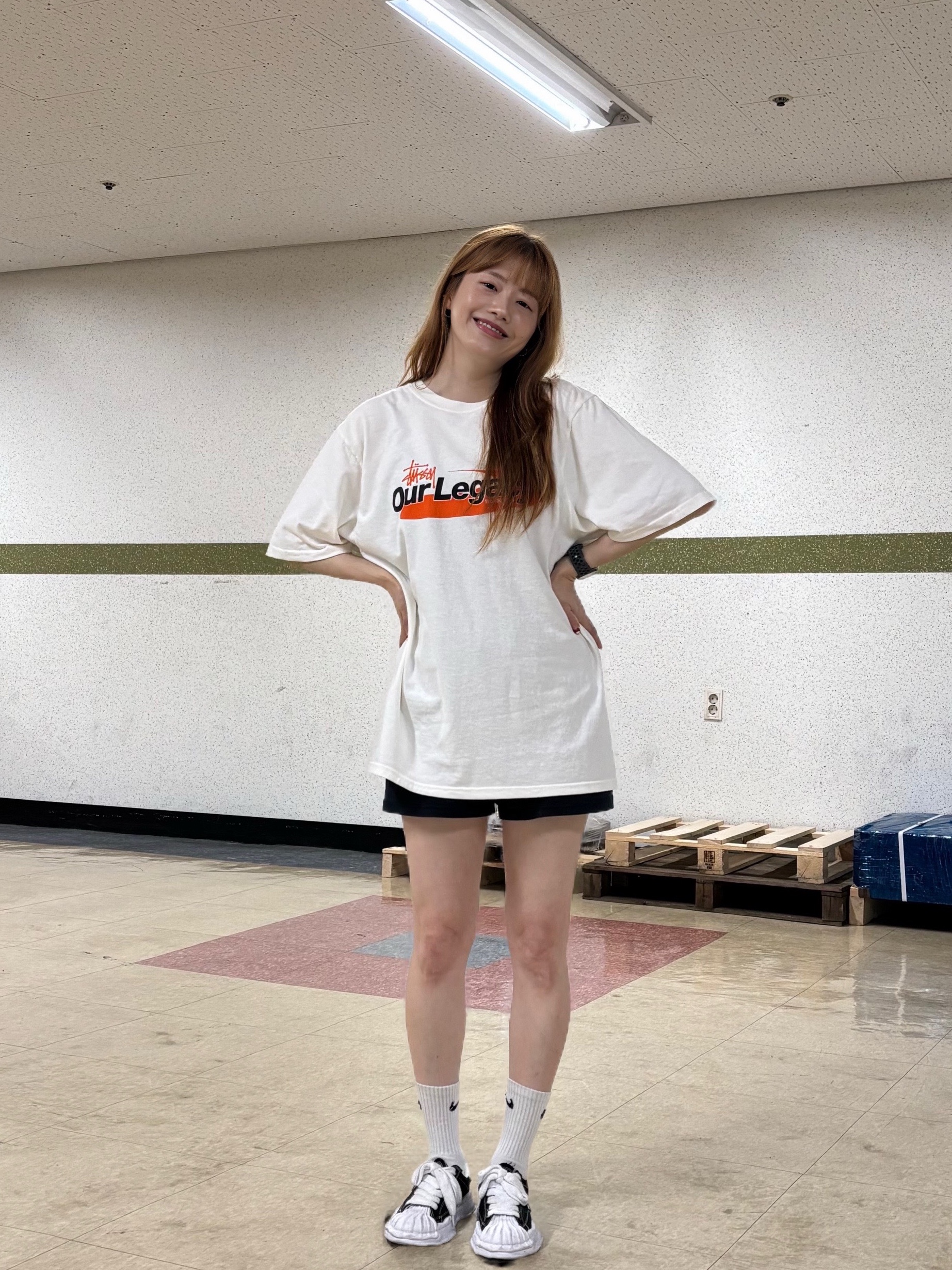 Stussy x Our Legacy Work Shop Swirl Pigment Dyed T-Shirt Natural, Maison Mihara Yasuhiro Blakey OG Sole Canvas Low-top Sneakers Black White 착용 스타일 - 6