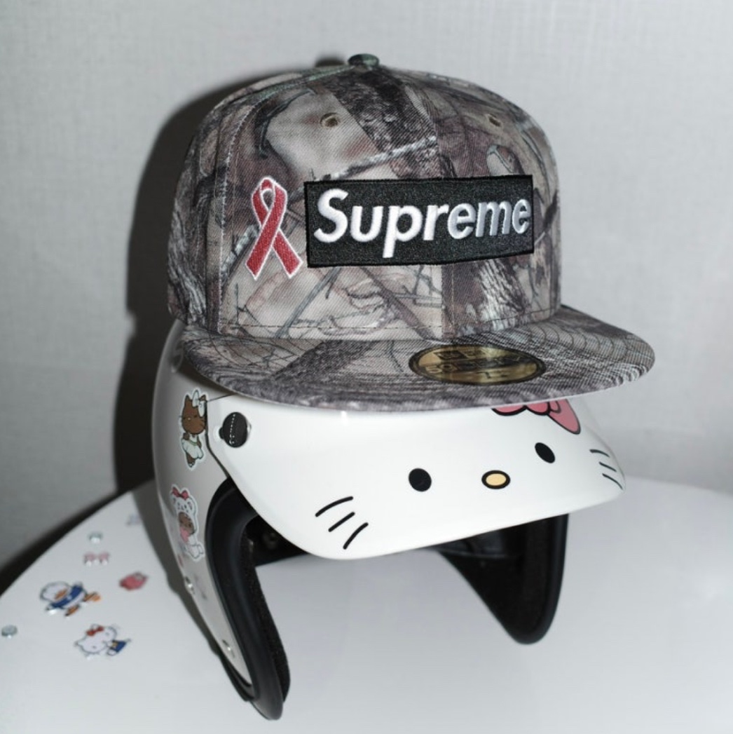 Supreme Breast Cancer Awareness Box Logo New Era TrueTimber HTC Fall Camo - 25FW 착용 스타일 - 2