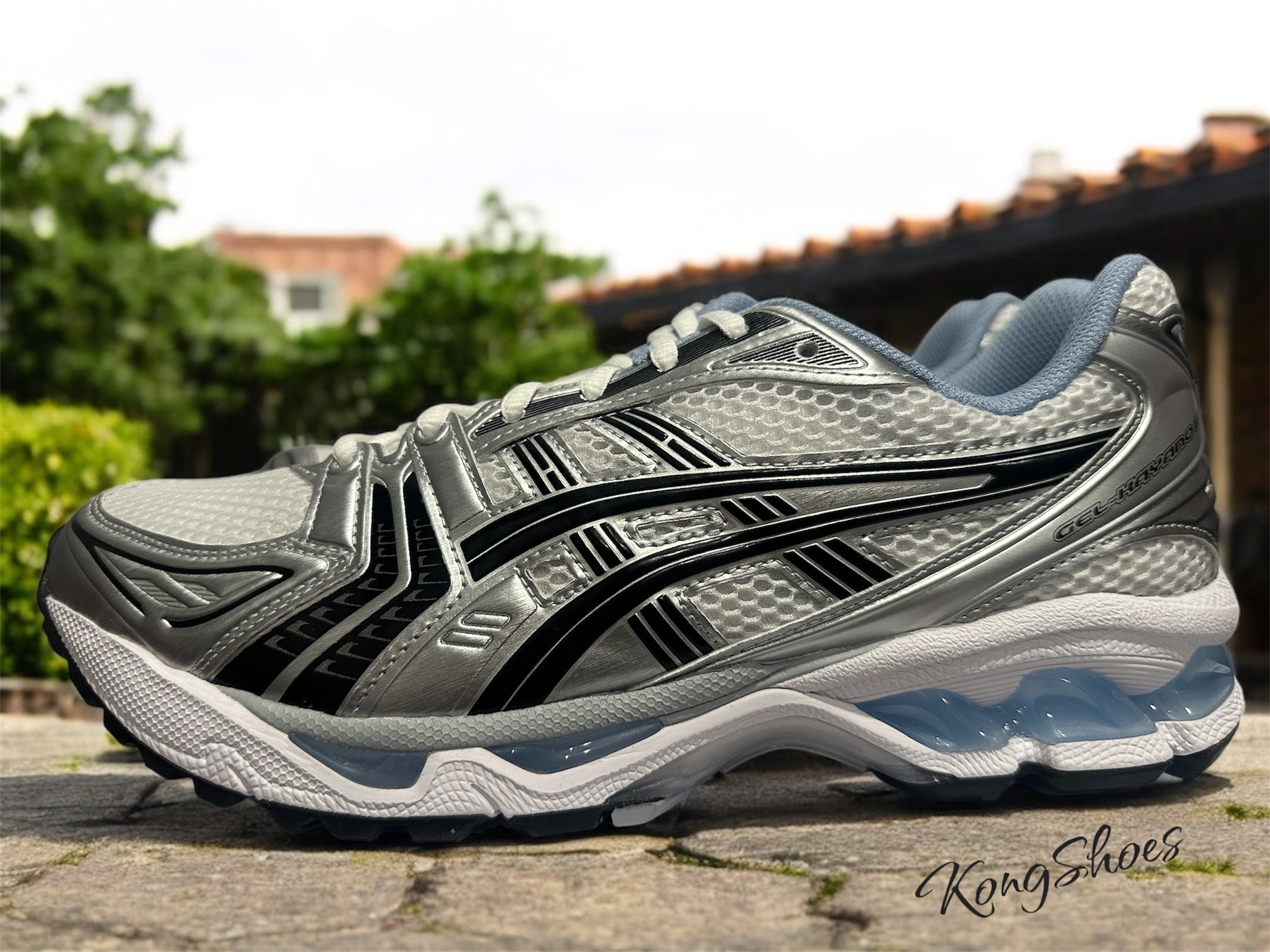 Asics x JJJJound Gel-Kayano 14 White Navy 착용 스타일