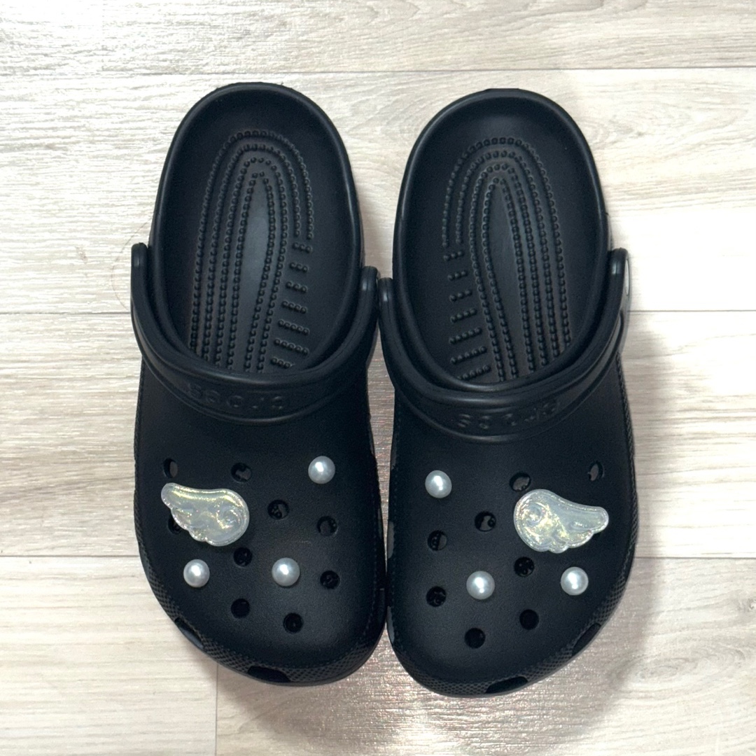 Crocs Classic Clog Black 착용 스타일