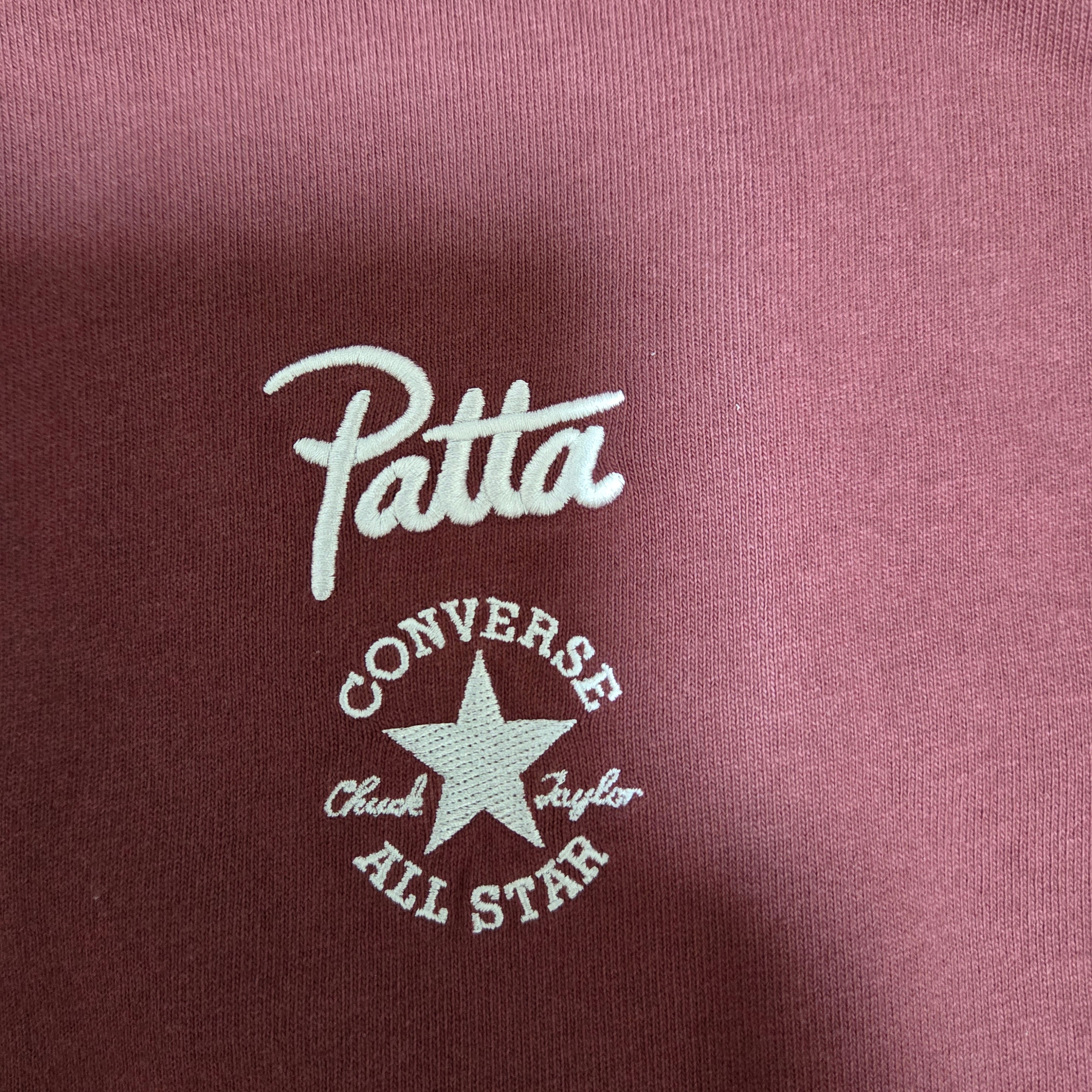 Converse x Patta Rain Or Shine T-Shirt Gradient 착용 스타일 - 2