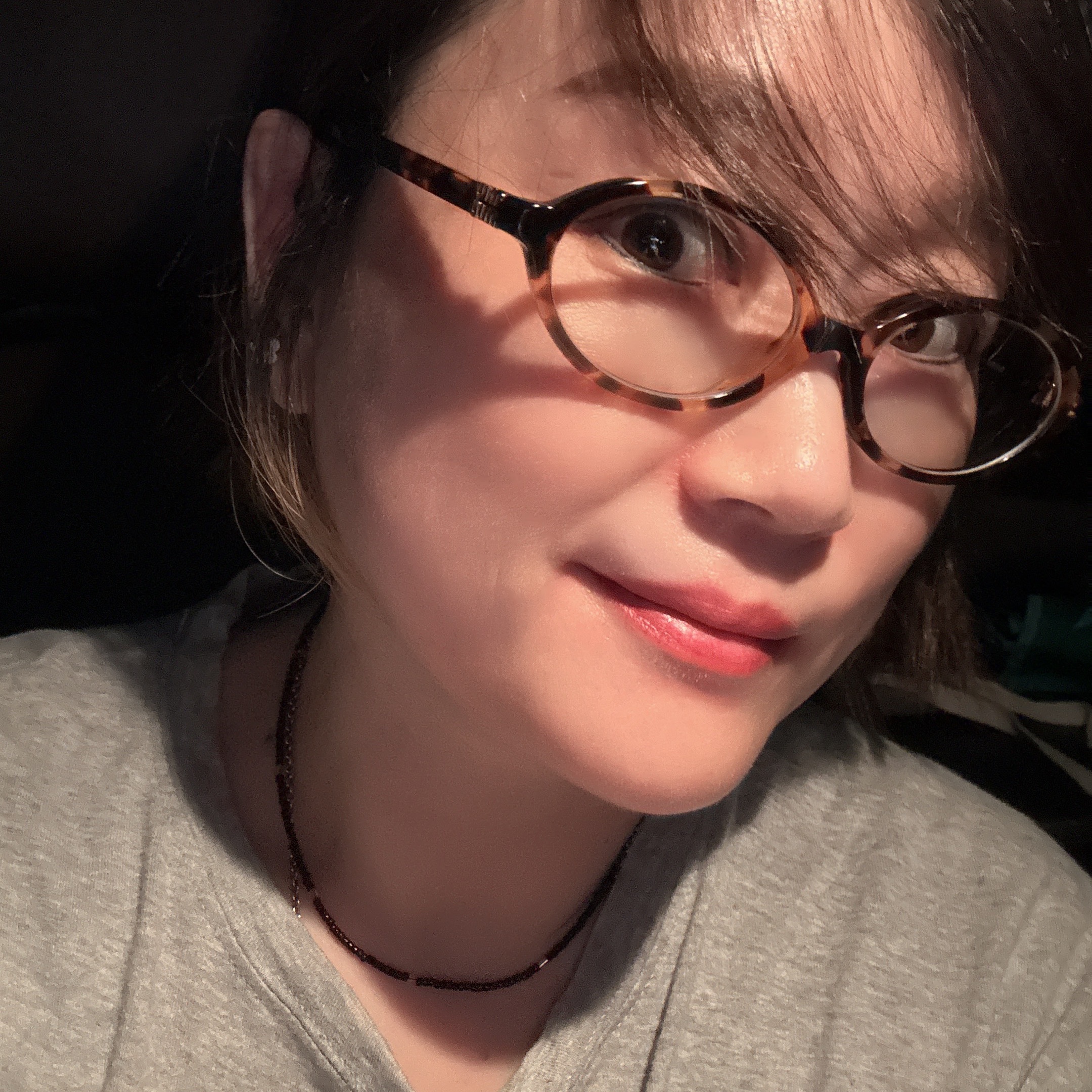 (W) Miu Miu Regard Sunglasses Blue Lenses Honey Tortoiseshell Acetate Standard fit 착용 스타일 - 2