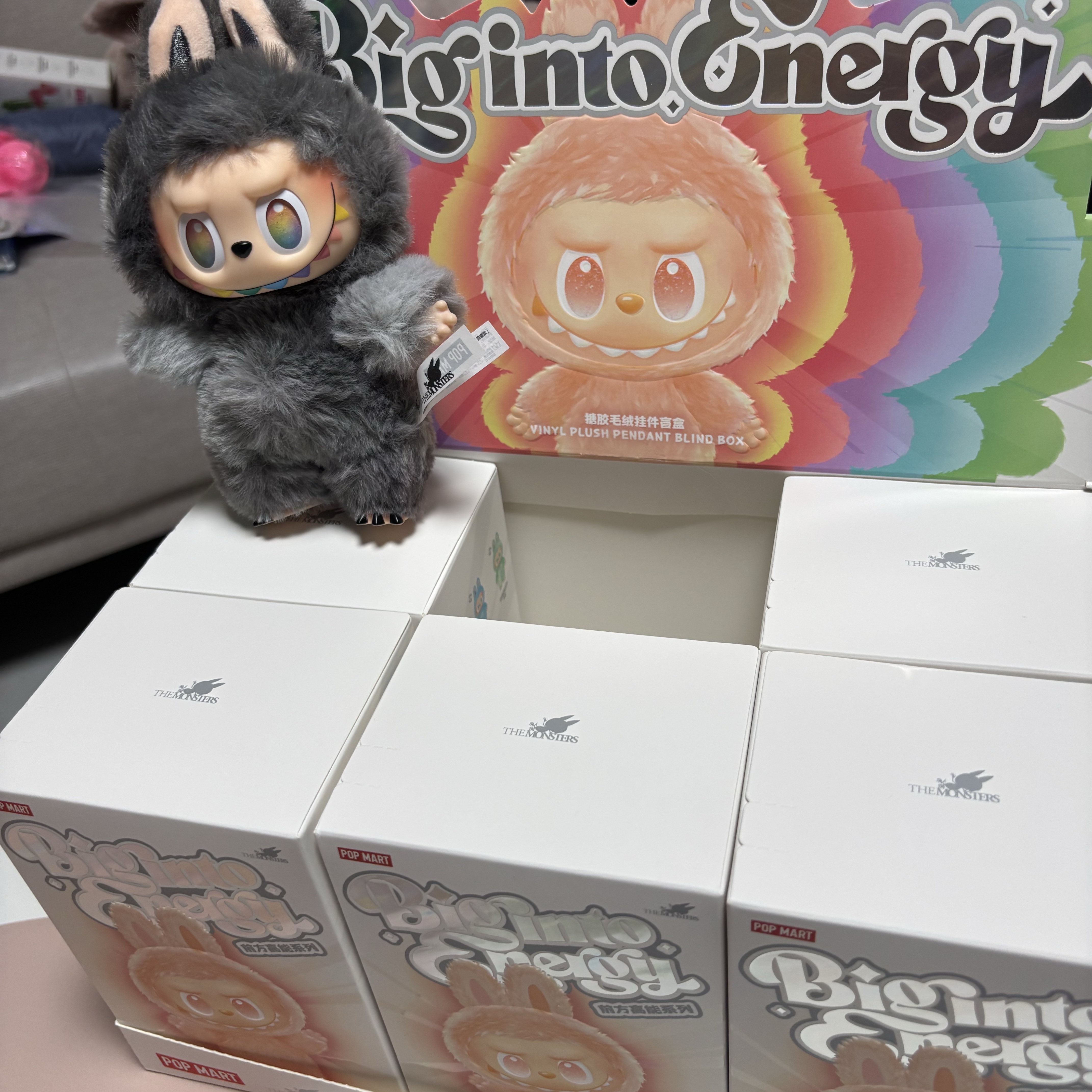Pop Mart Labubu The Monsters Highlight Series Sealed Case (6 Blind Boxes) 착용 스타일 - 2