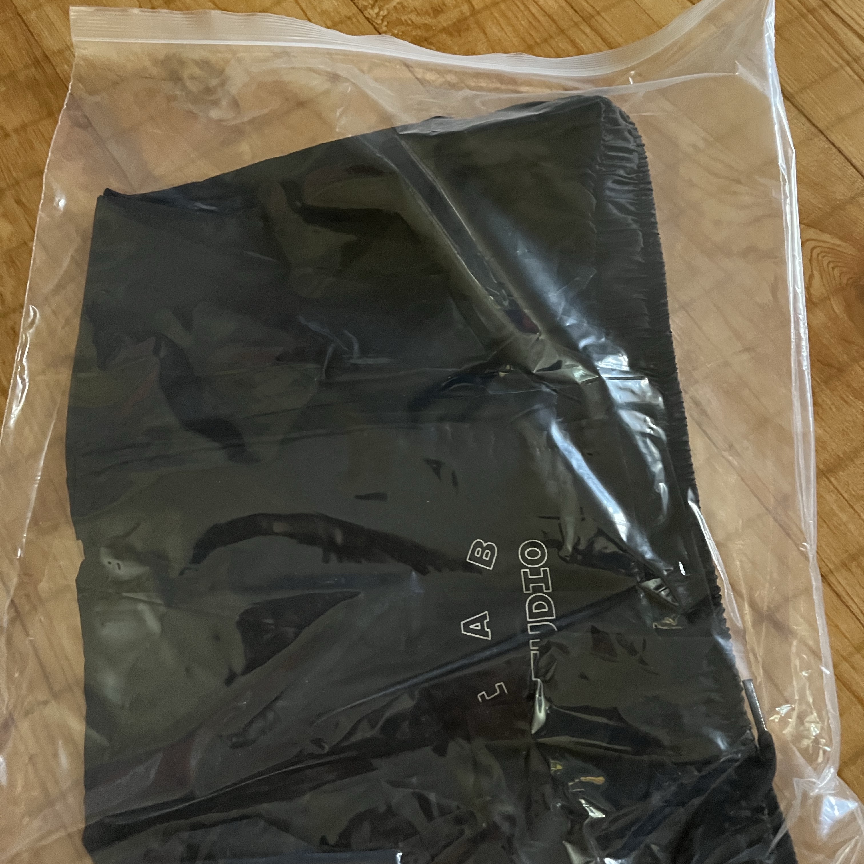 IAB Studio Ripstop Shorts Black 착용 스타일