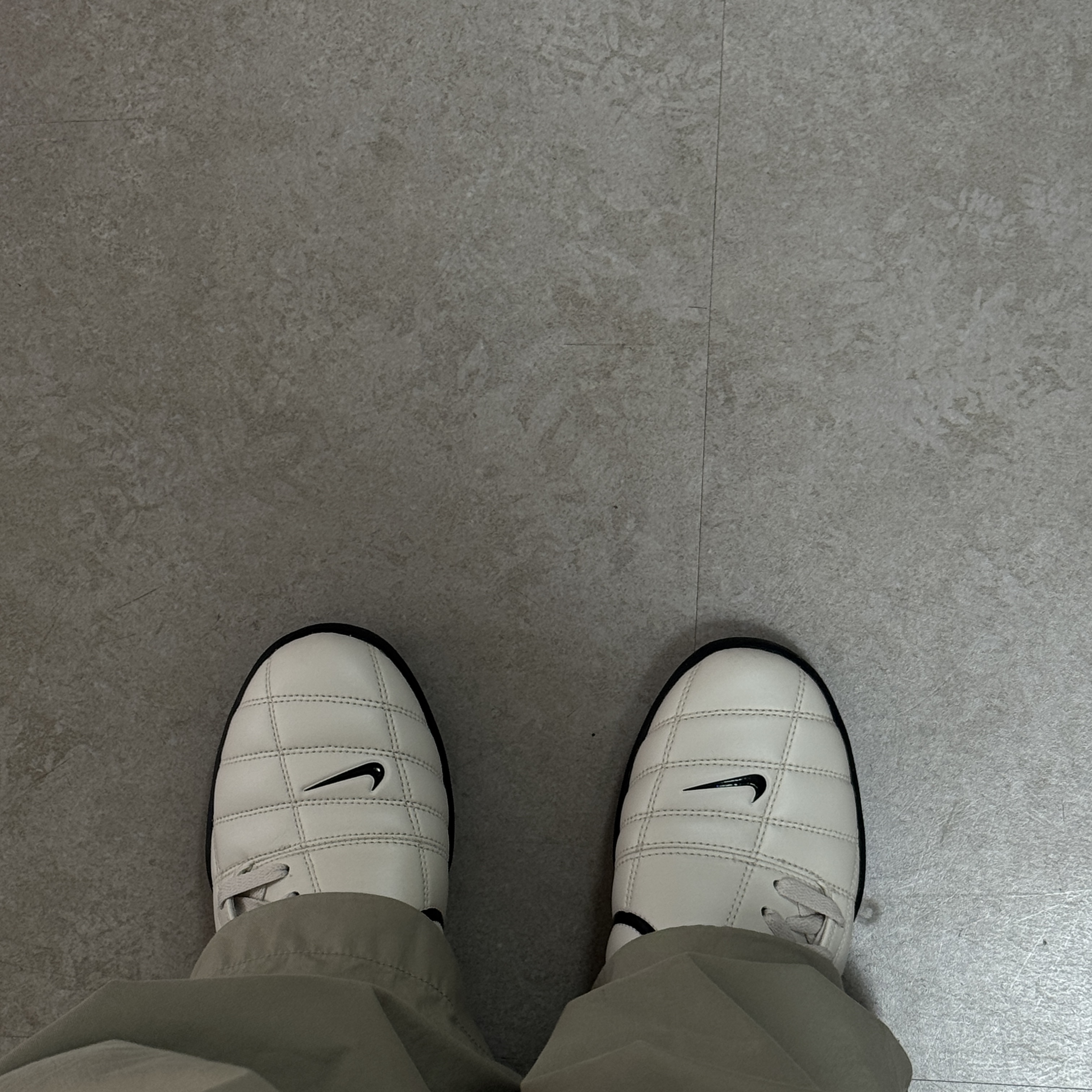 Nike Total 90 III SP Light Orewood Brown Black 착용 스타일 - 1