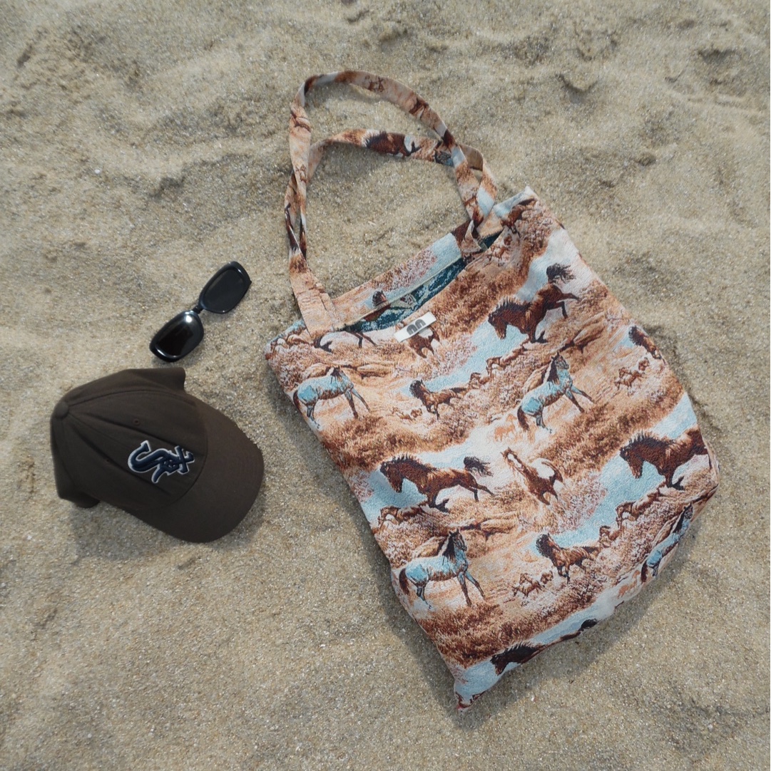Not New Pattern Tote Bag Horse 착용 스타일 - 4