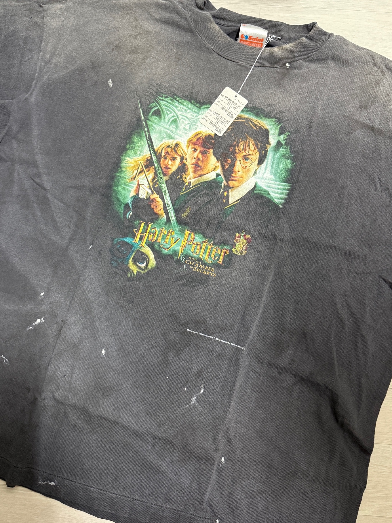 Saint Mxxxxxx x Harry Potter Chamber of Secrets S/S T-Shirt Black - 25AW 착용 스타일 - 2
