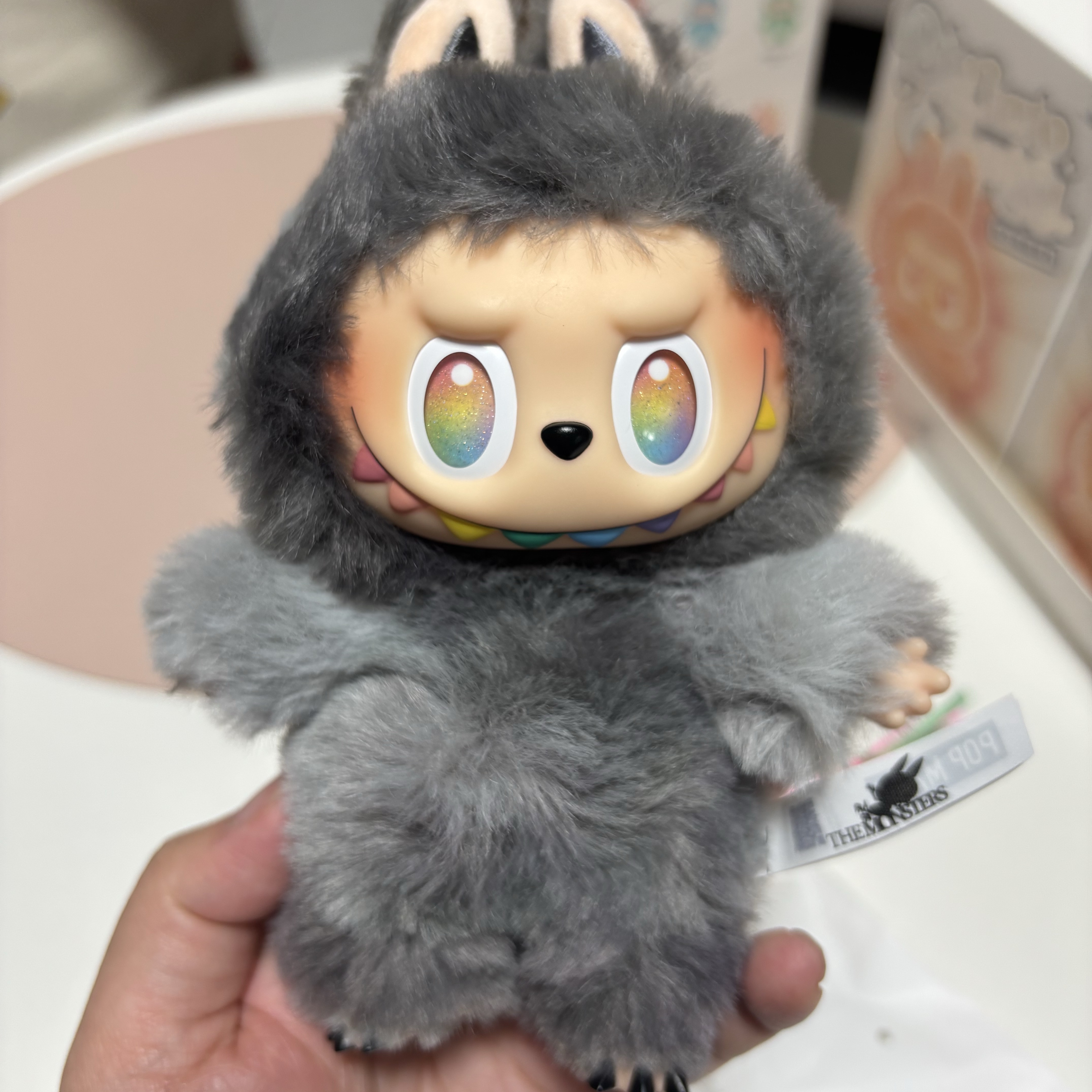 Pop Mart Labubu The Monsters Highlight Series Sealed Case (6 Blind Boxes) 착용 스타일 - 3