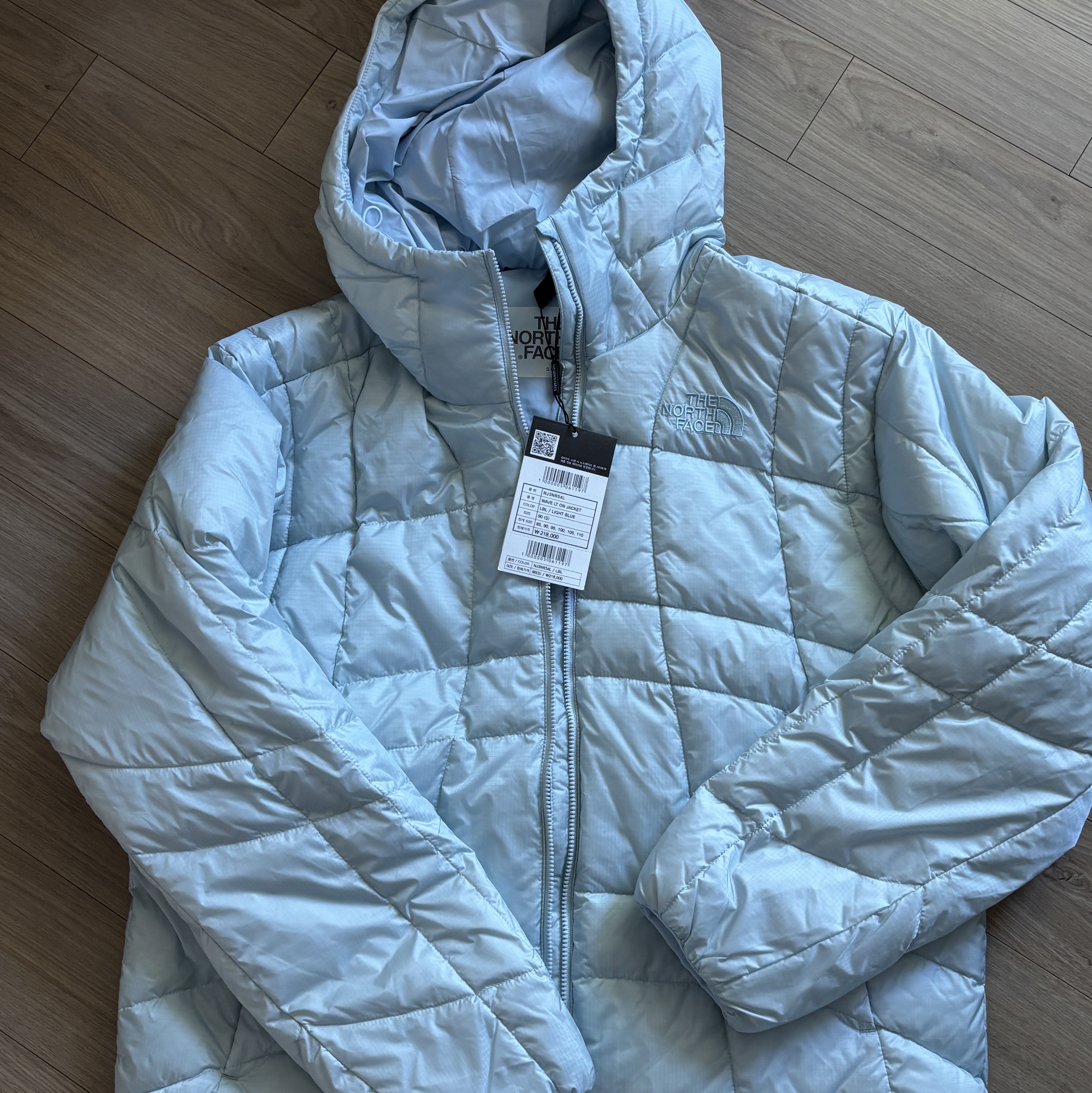 The North Face Wave LT On Jacket Black -25FW 착용 스타일