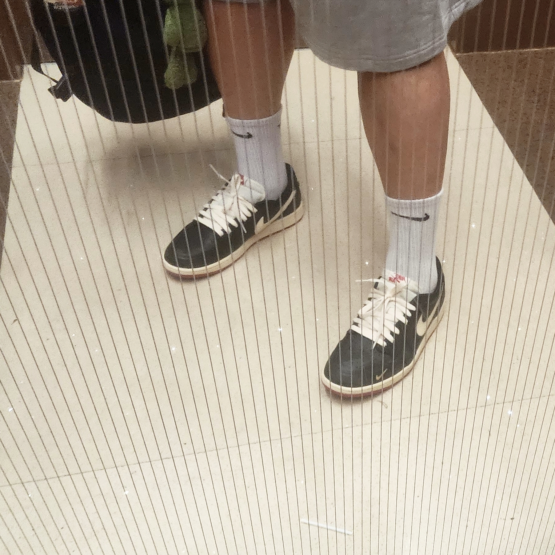 Jordan 1 x Nigel Sylvester Retro Low OG Better With Time 착용 스타일