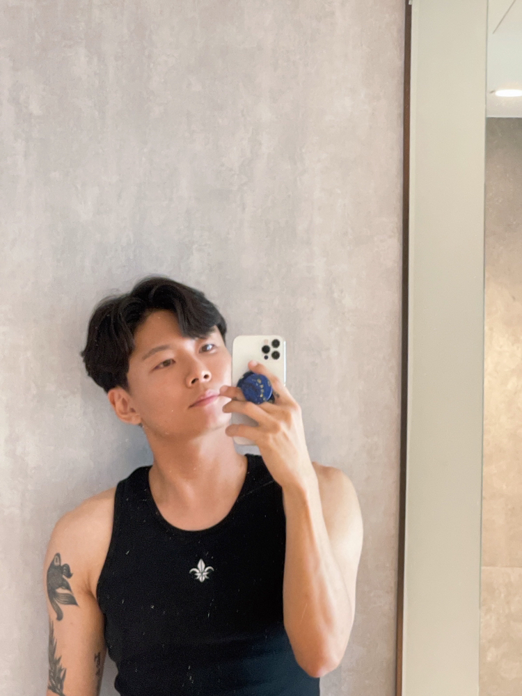 KREAM 프로필 이미지