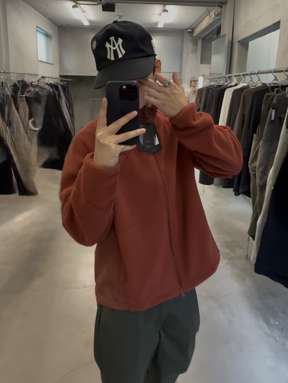 Sansan Gear Fleece Jacket Brick Red_25FW 착용 스타일 - 1