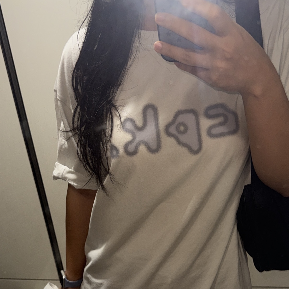 Cost Per Kilo Techno Logo S/S Tee White 착용 스타일