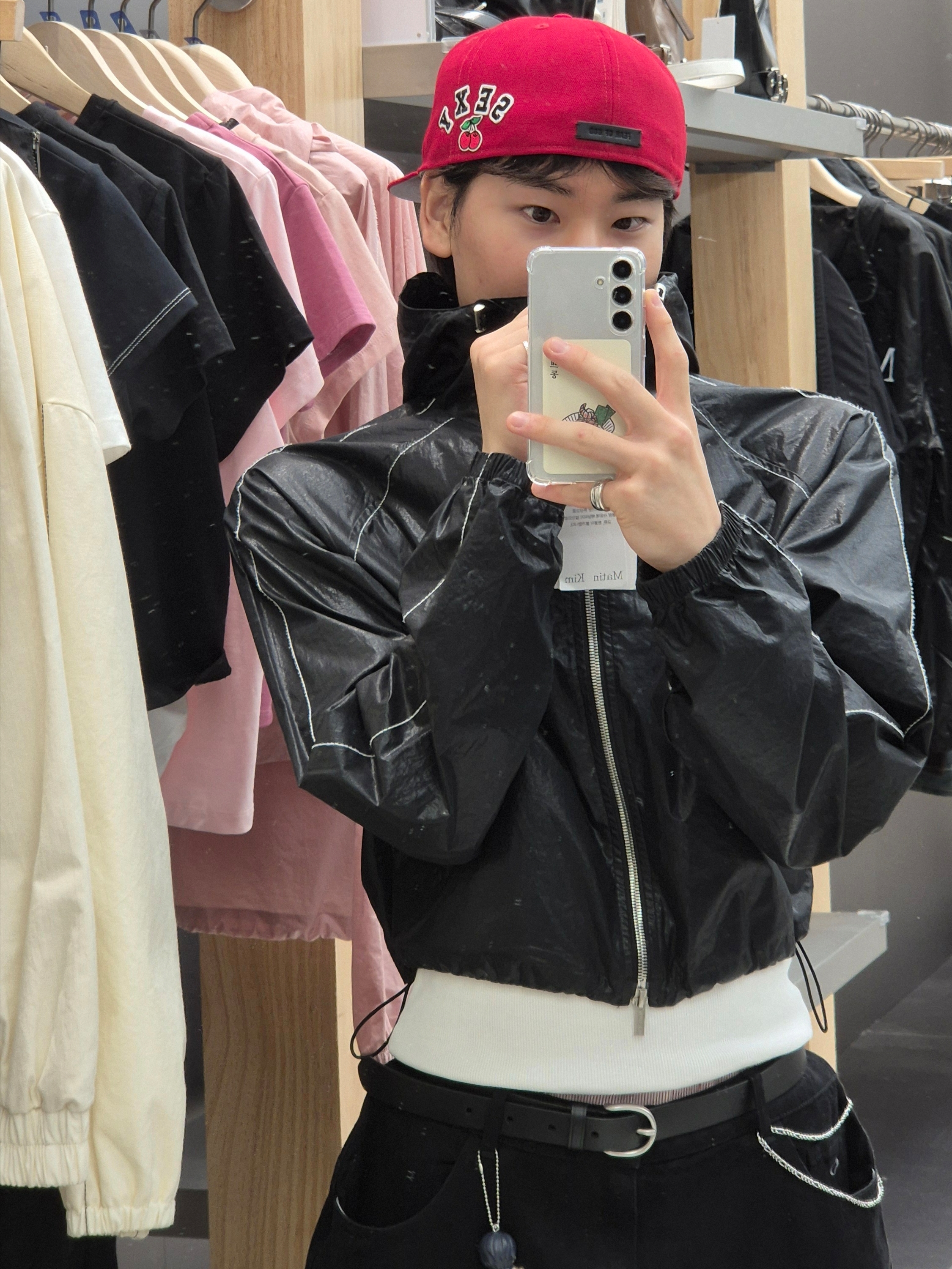 New Era x Fear of God 59FIFTY Cincinnati Reds Fitted Cap Red, Matin Kim Spell Point Stripe Knit Cardigan Black 착용 스타일 - 2