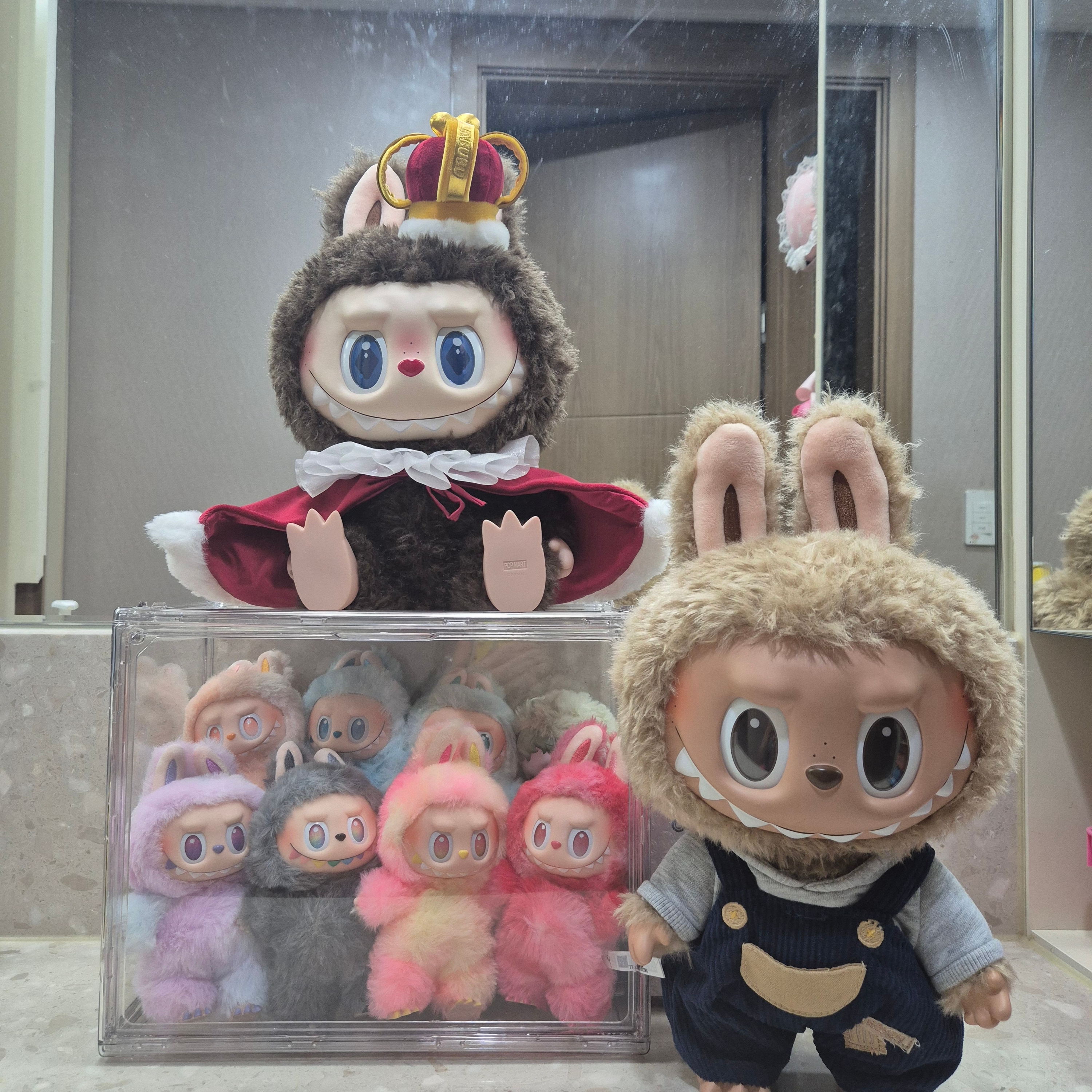 Pop Mart Labubu The Monsters Highlight Series Sealed Case (6 Blind Boxes), Pop Mart Labubu The Monsters Highlight Series ID Keyring (Opened Case) 착용 스타일 - 2