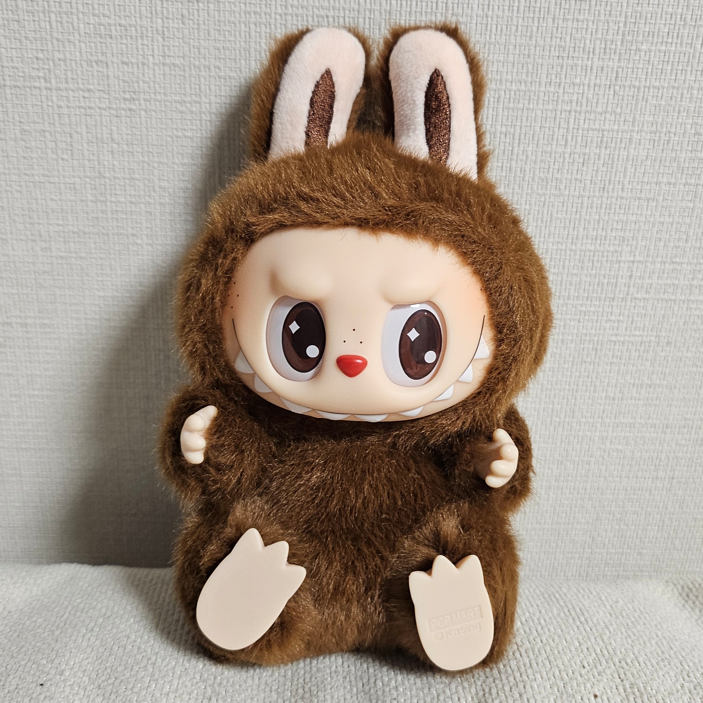 Pop Mart Labubu Let's Play Together Doll Series Duoduo Keyring (Opened Case) 착용 스타일