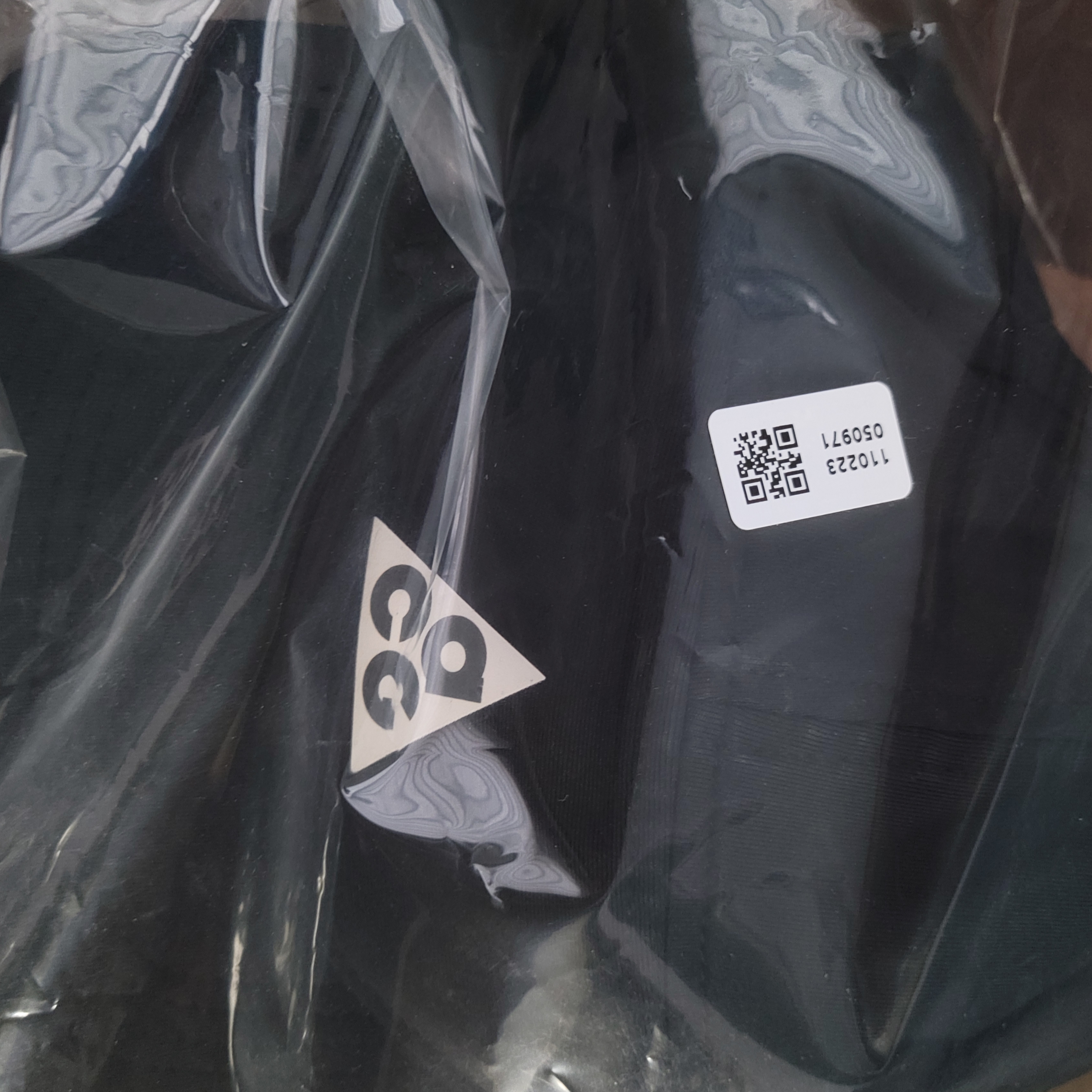 Nike ACG Fly Cap Black 착용 스타일