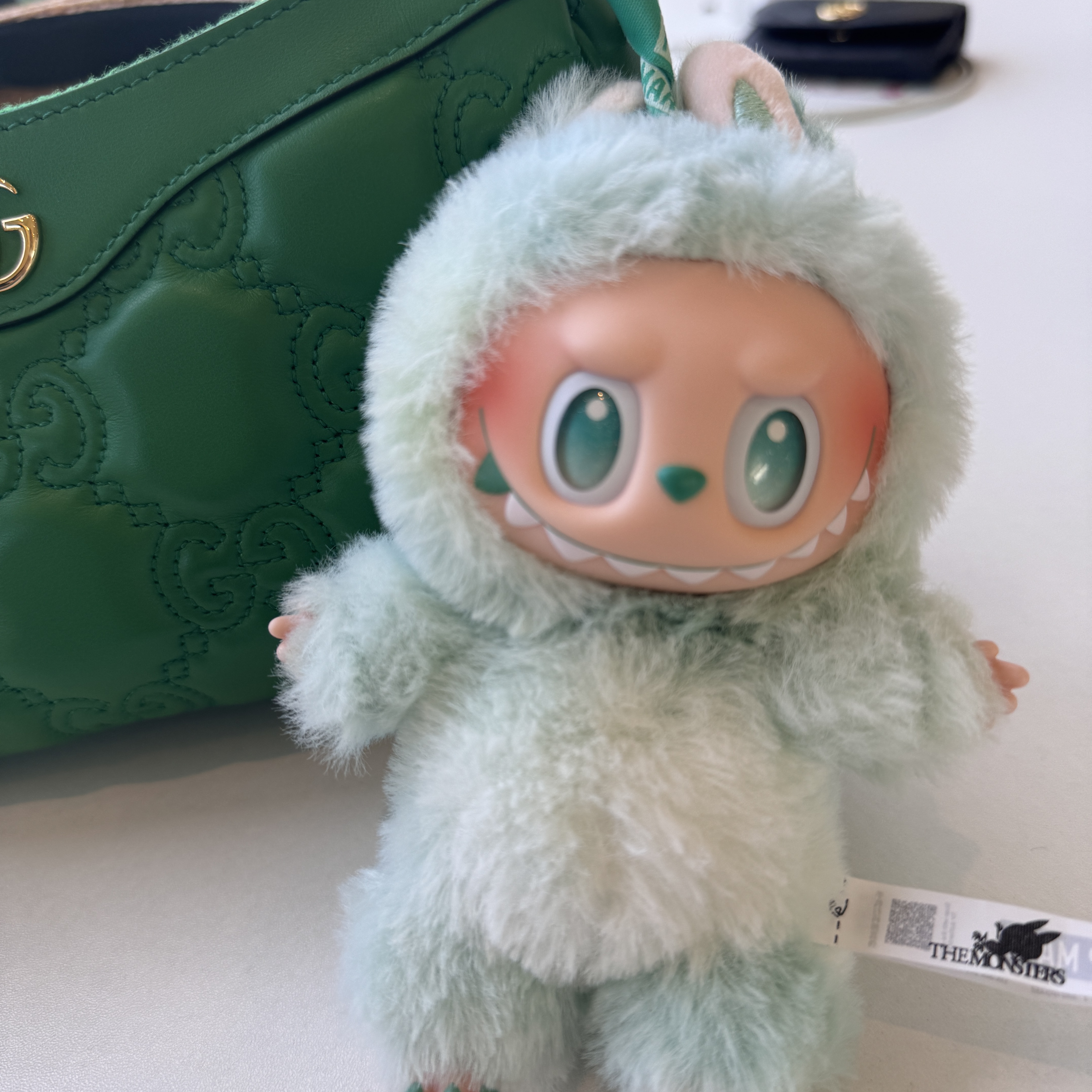 Pop Mart Labubu The Monsters Highlight Series Serenity Keyring (Opened Case) 착용 스타일