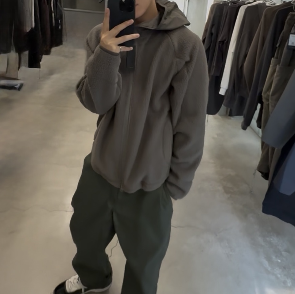 Sansan Gear Fleece Jacket Khaki_25FW 착용 스타일 - 4