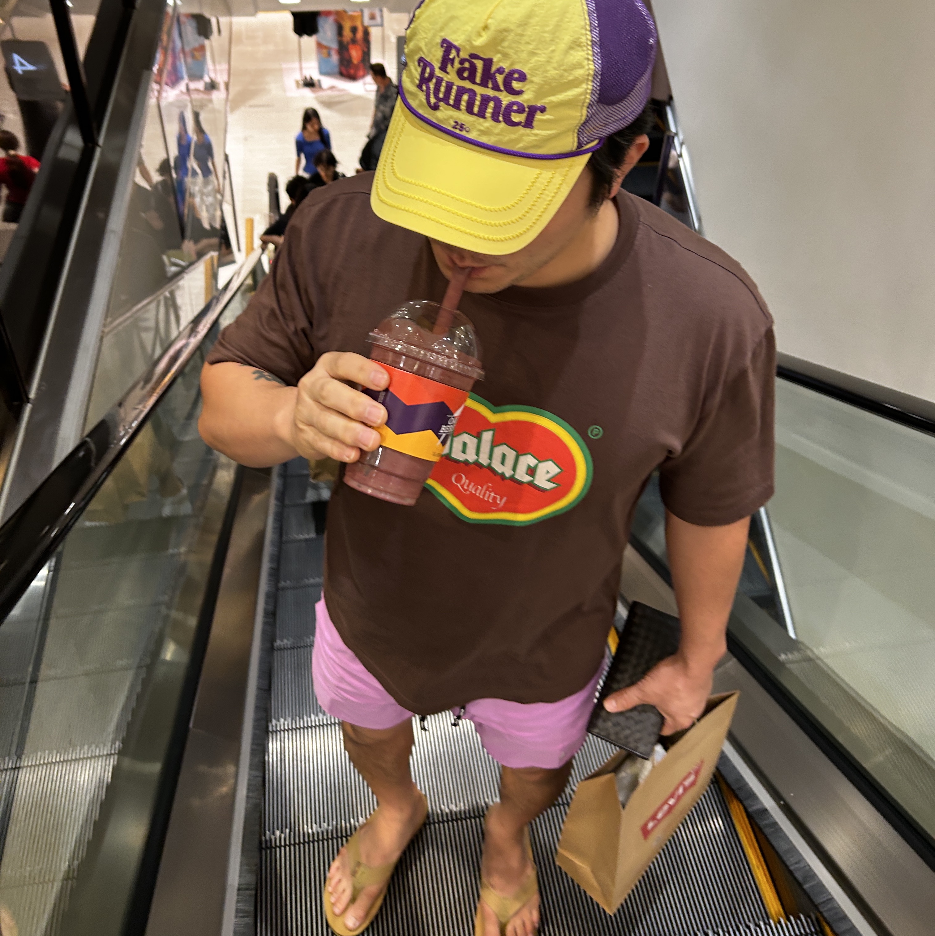 Palace Quality T-Shirt Nice Brown - 24SS 착용 스타일