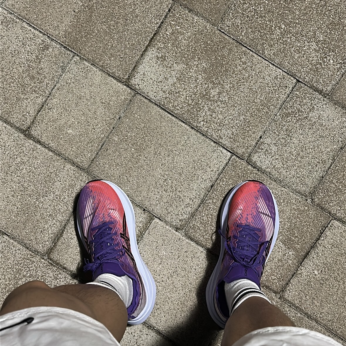 Asics Megablast Edo Purple Black 착용 스타일 - 2