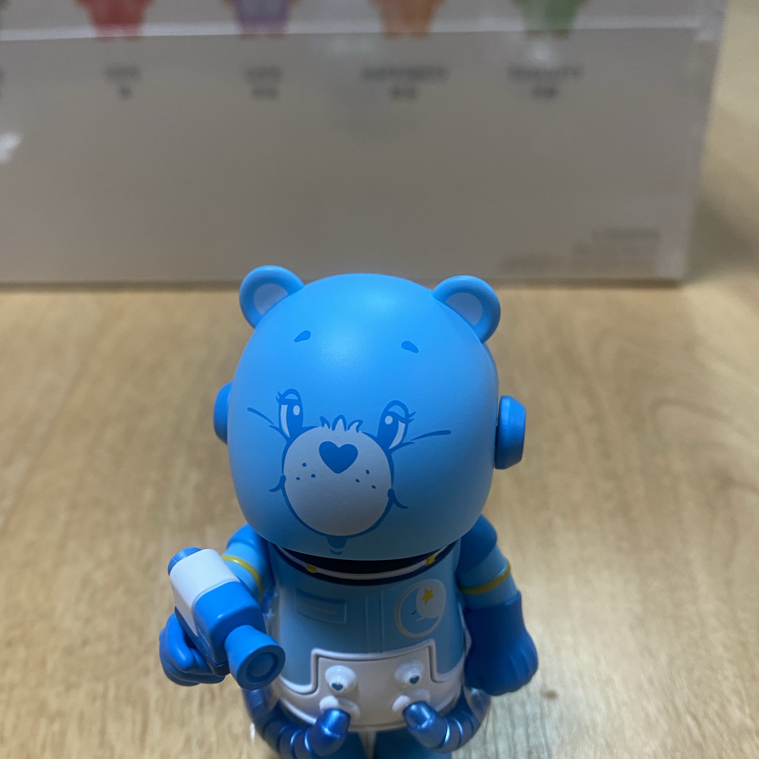 Pop Mart Mega Space Molly 100% Series4 Bedtime Bear (Opened Case) 착용 스타일