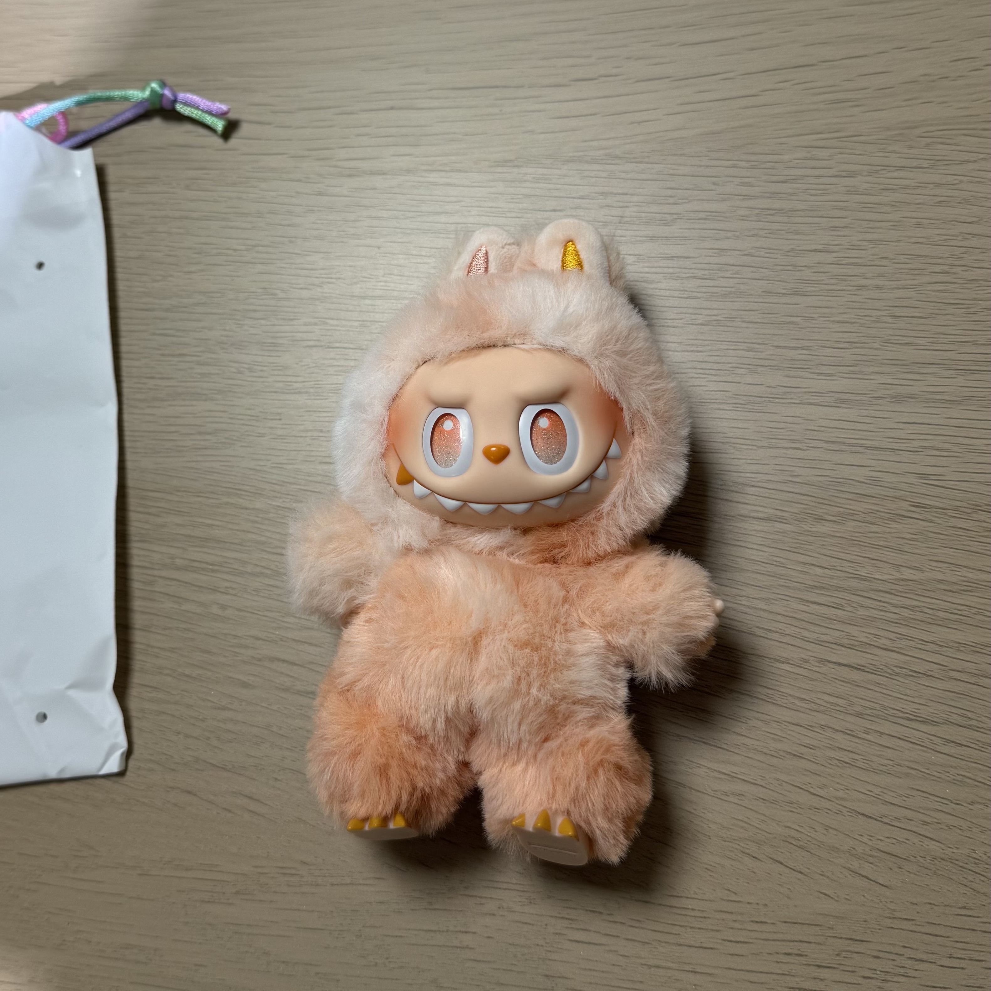 Pop Mart Labubu The Monsters Highlight Series Happiness Keyring (Opened Case) 착용 스타일