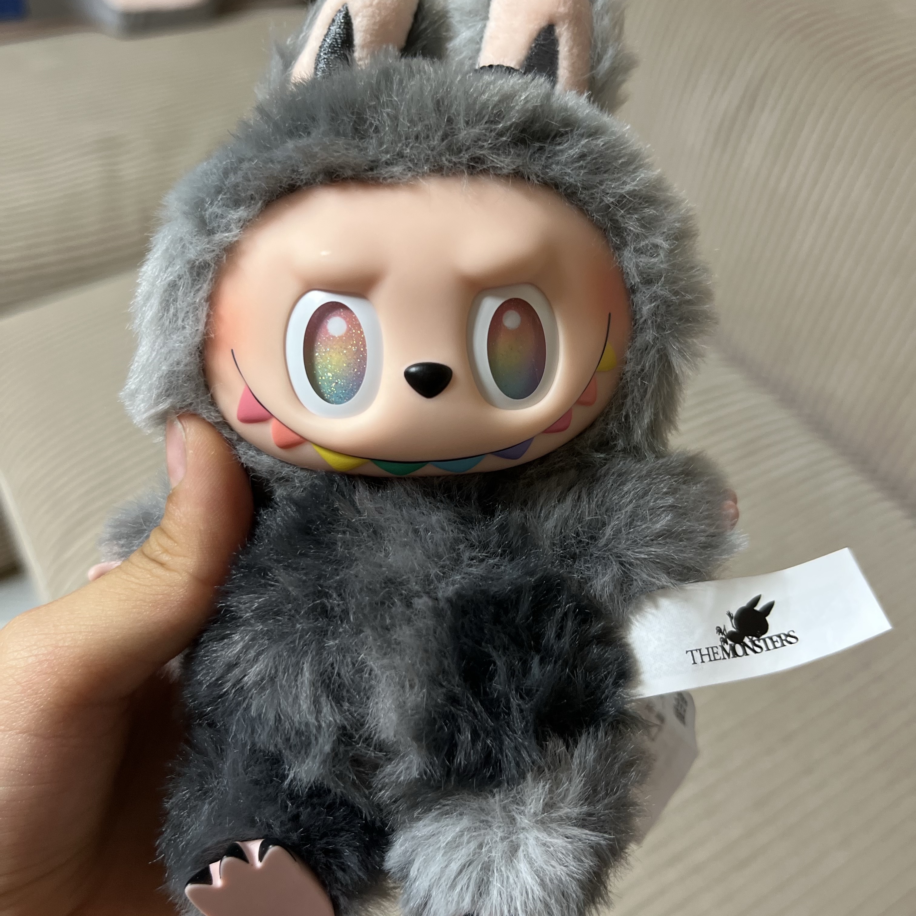 Pop Mart Labubu The Monsters Highlight Series ID Keyring (Opened Case) 착용 스타일