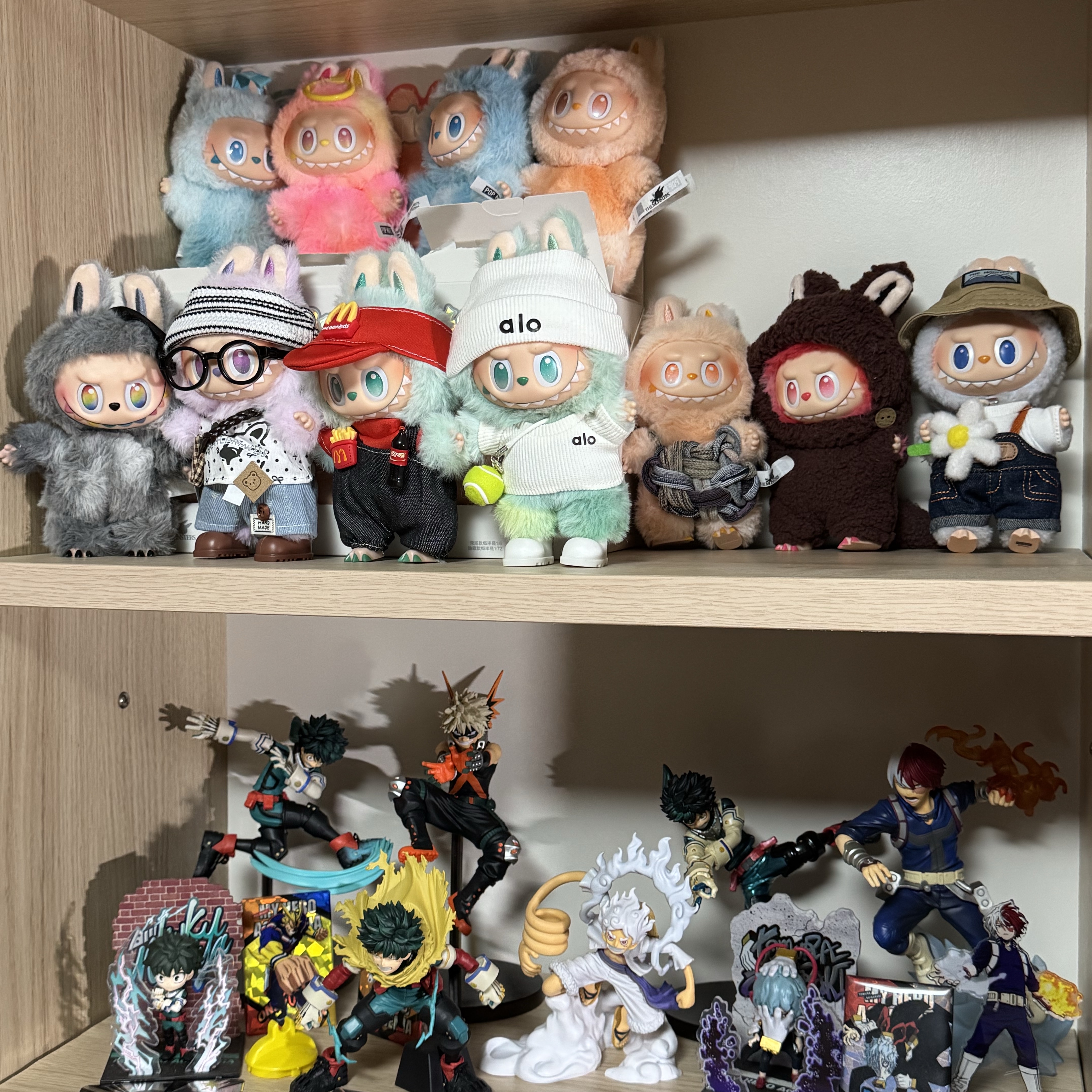 Pop Mart Labubu The Monsters Highlight Series ID Keyring (Opened Case), Pop Mart Labubu The Monsters Highlight Series Luck Keyring (Opened Case) 착용 스타일