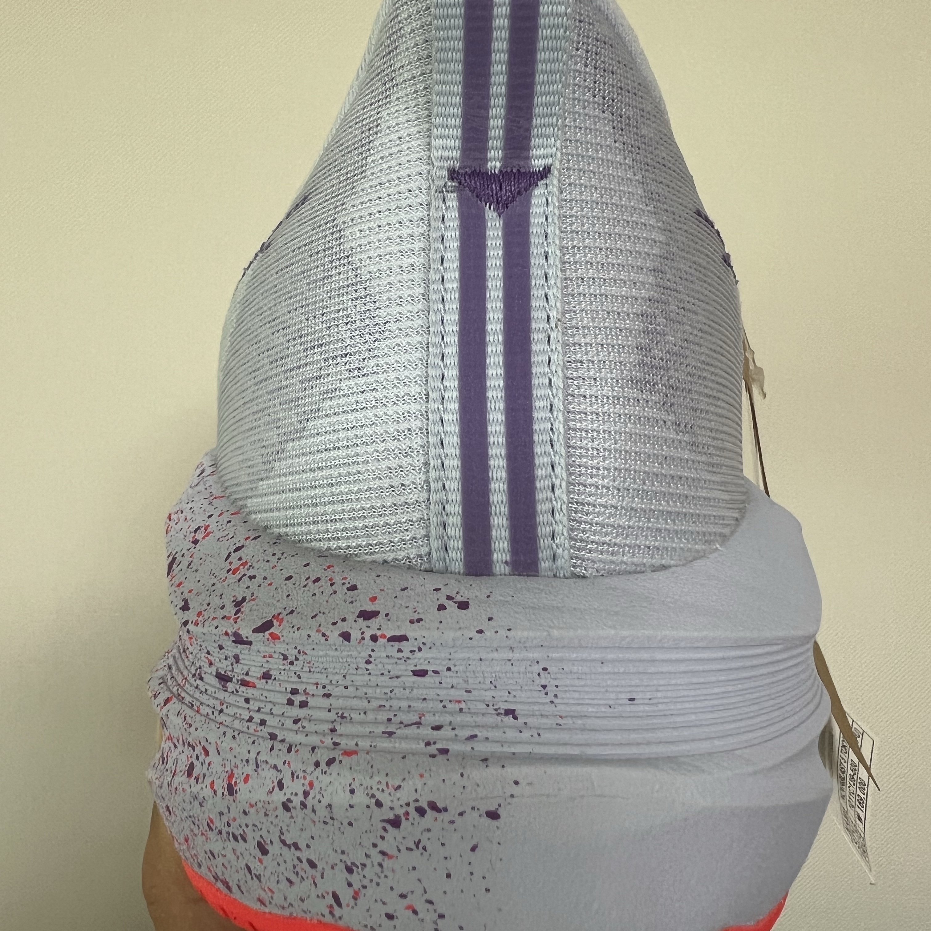 Asics Novablast 5 Tokyo Blue Fade Edo Purple 착용 스타일 - 3