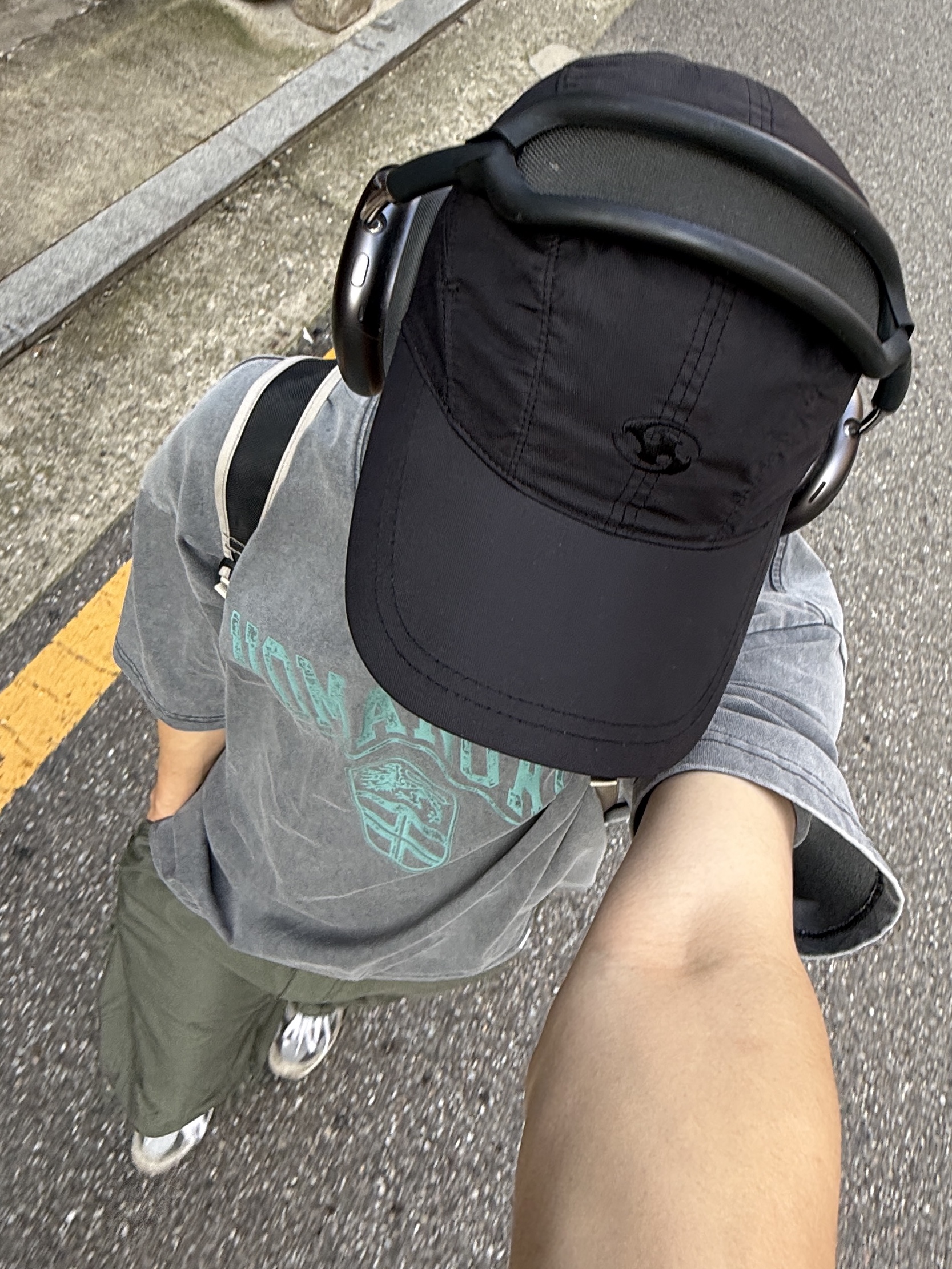 New Balance 992 Made in USA Grey - D Standard, Uniqlo C Wide Parachute Pants Olive - KR 착용 스타일 - 3