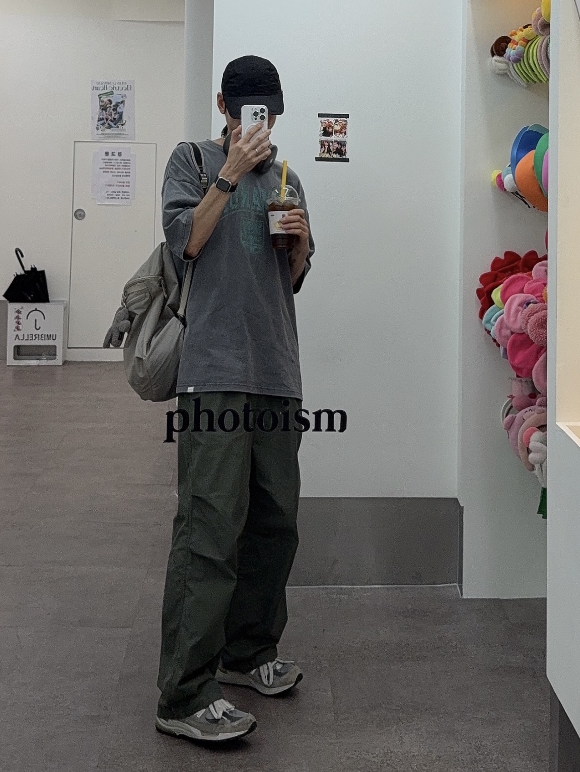 New Balance 992 Made in USA Grey - D Standard, Uniqlo C Wide Parachute Pants Olive - KR 착용 스타일 - 1