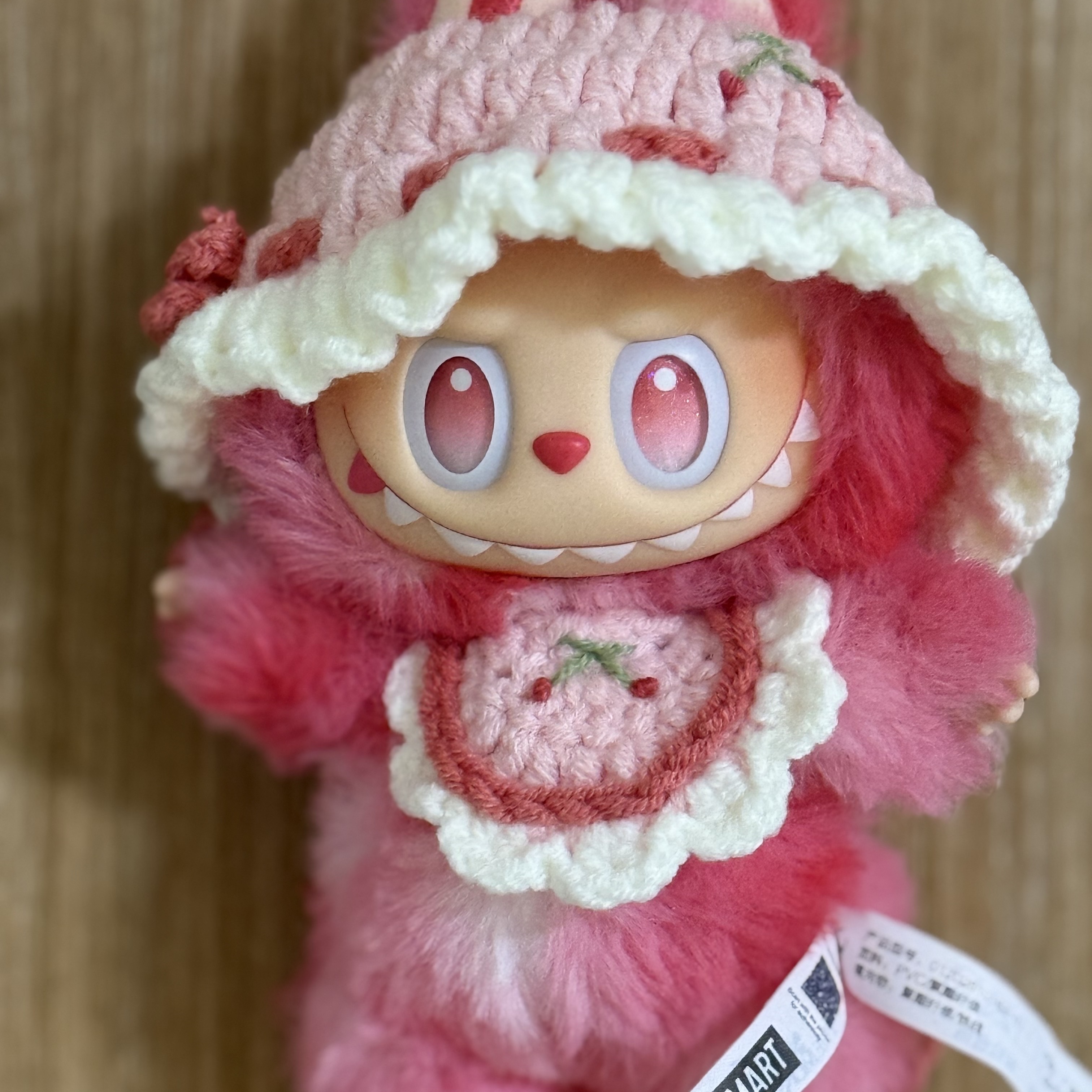 Pop Mart Labubu The Monsters Highlight Series Love Keyring (Opened Case) 착용 스타일