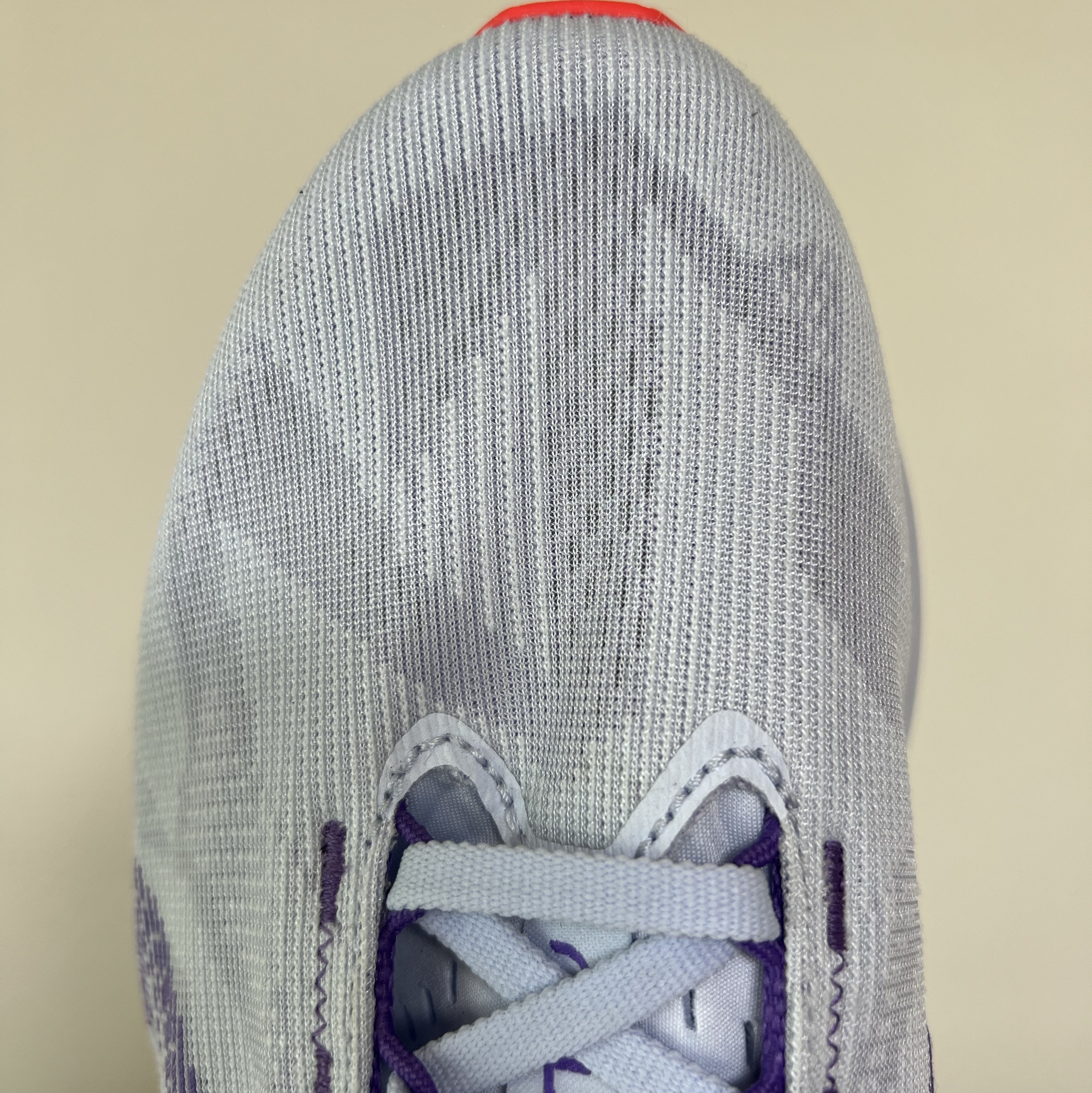 Asics Novablast 5 Tokyo Blue Fade Edo Purple 착용 스타일 - 4