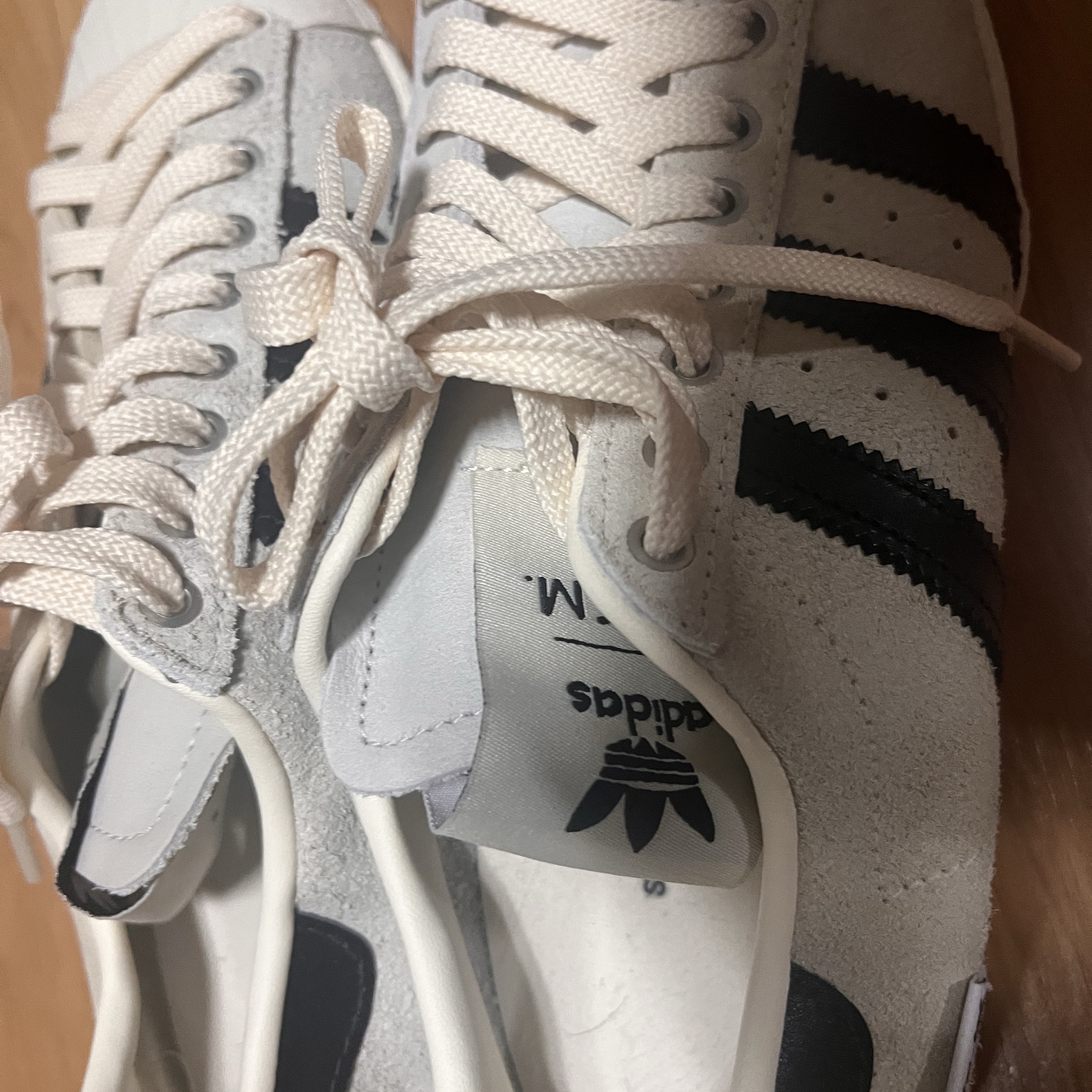 Adidas x Song for the Mute Superstar 82 Cream White Core Black 착용 스타일 - 2