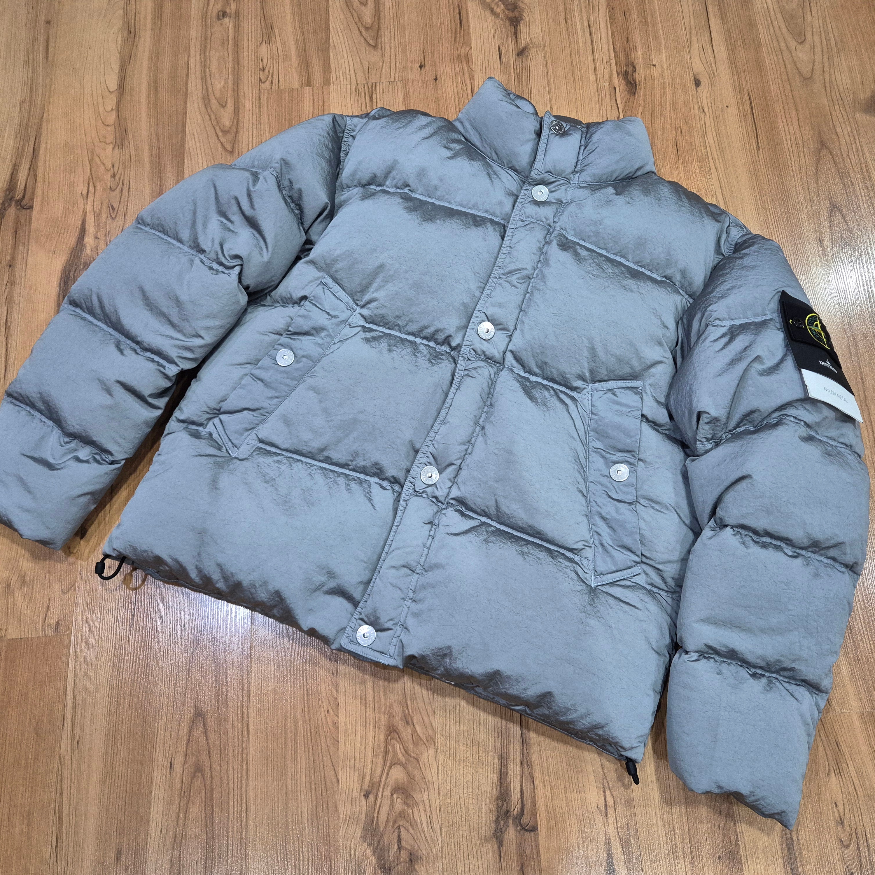 Stone Island 4100124 Nylon Metal In Econyl Down Jacket with Anti Drop and Snap Pockets Sky Blue - 25FW 착용 스타일 - 2