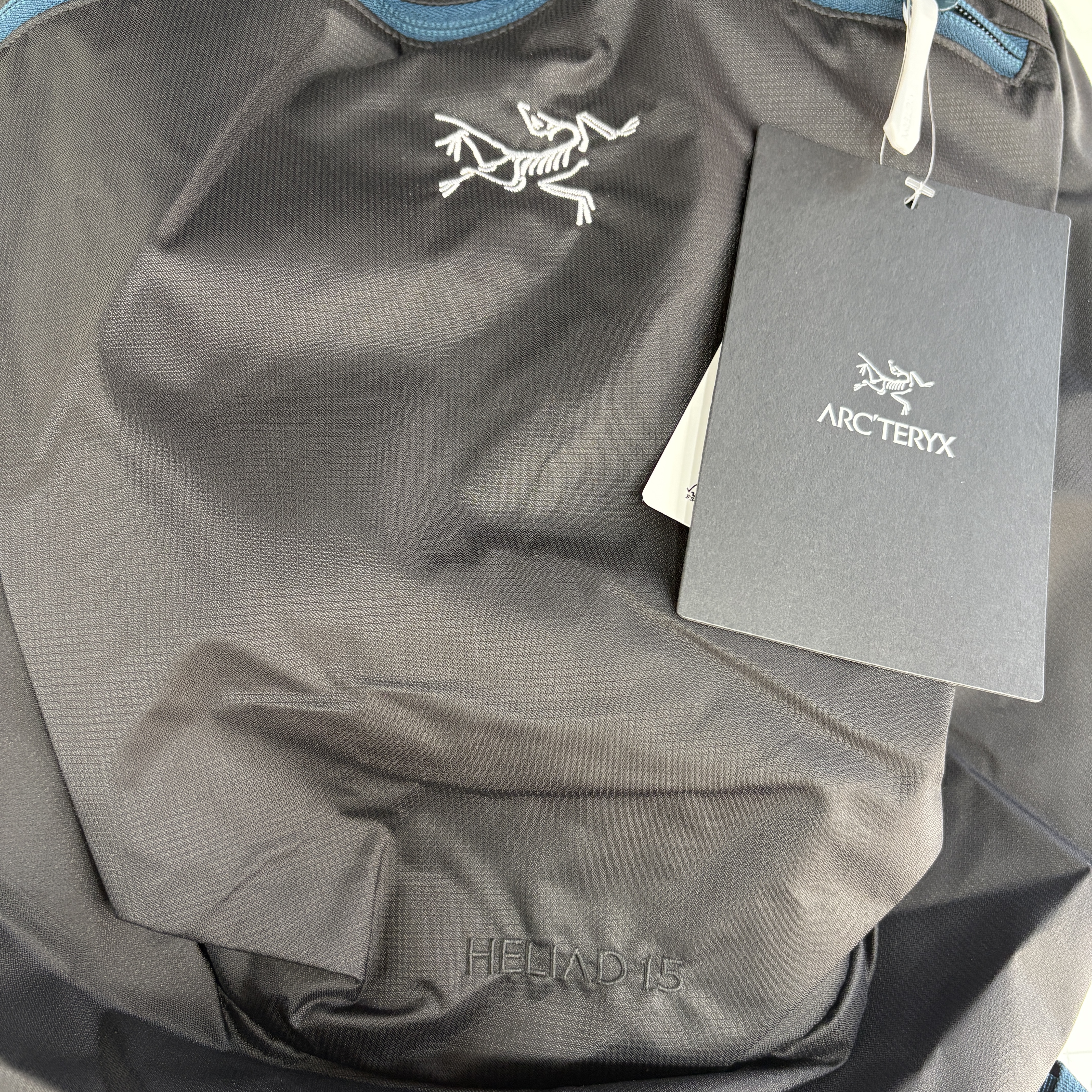 Arc'teryx Heliad 15 Backpack Lodestar 착용 스타일 - 2