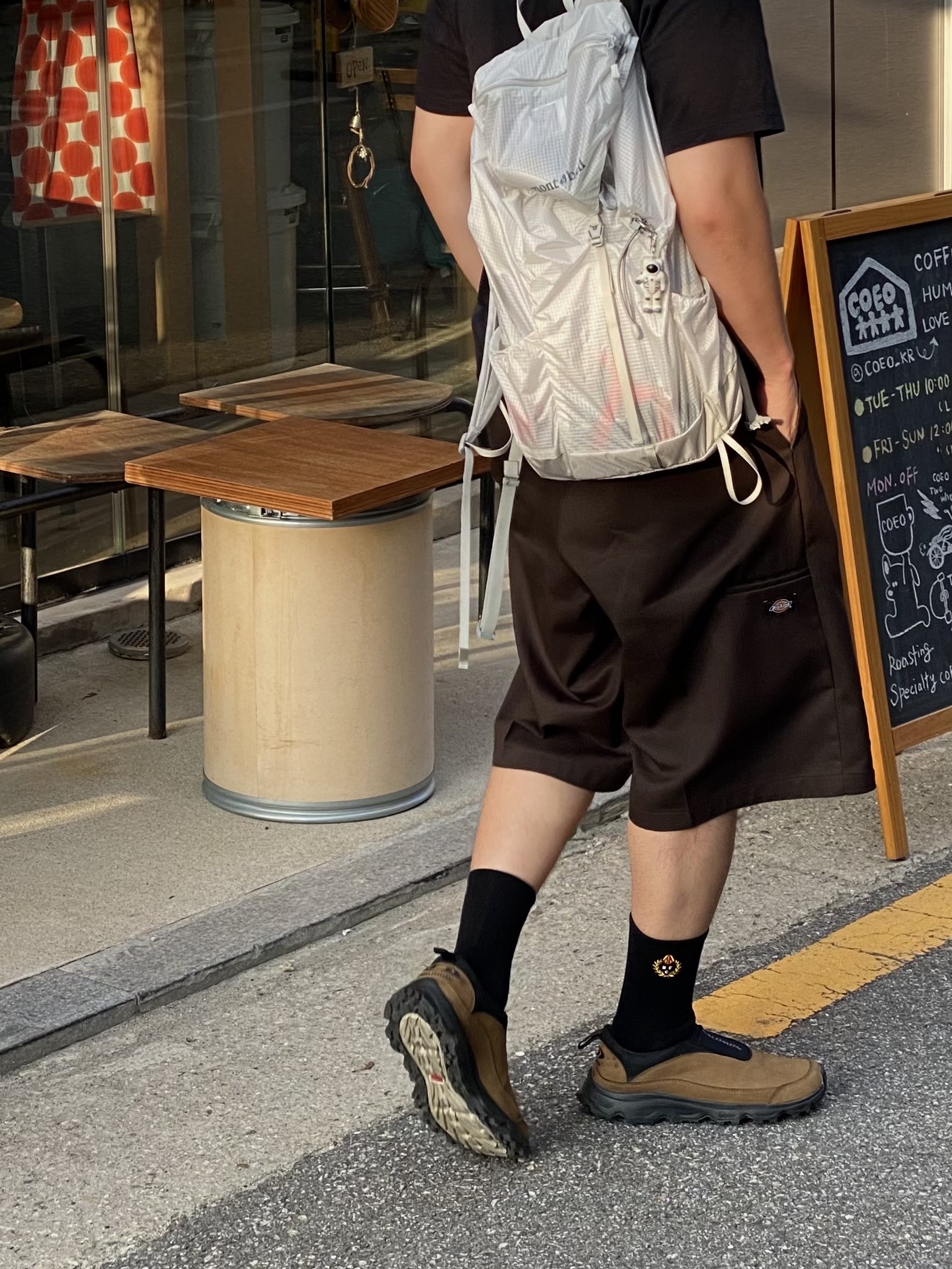 Montbell Versalite Pack 20 Backpack Ice White, New Balance 993 Made in USA Navy - D Standard 착용 스타일 - 6