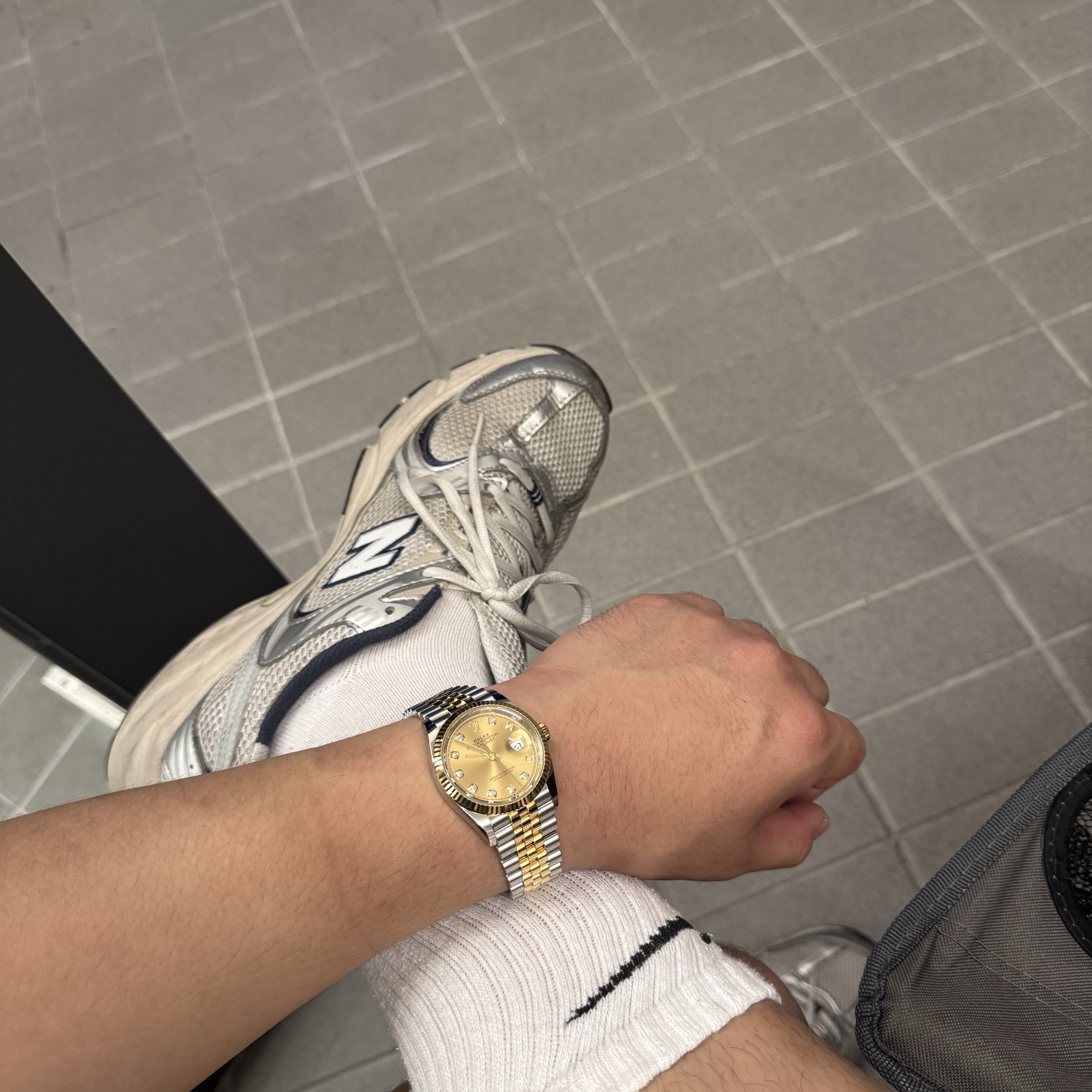 Rolex Datejust 36mm 126233 Champagne Diamond-Set Jubilee 착용 스타일 - 1