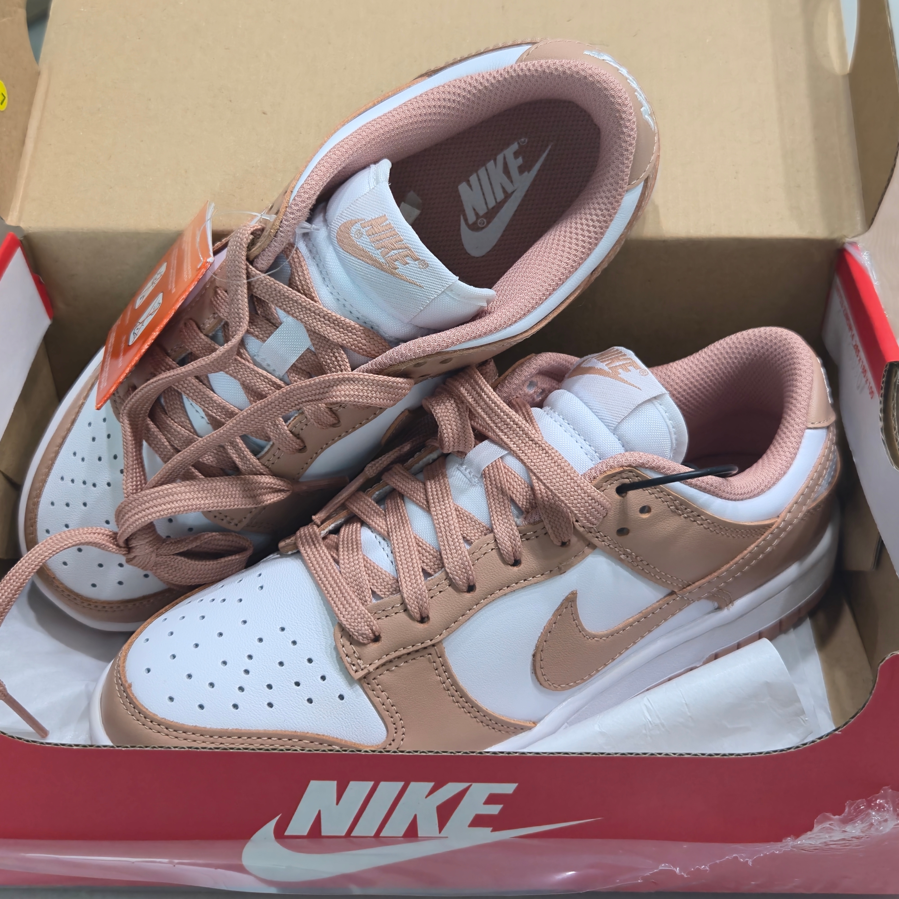 (W) Nike Dunk Low Rose Whisper 착용 스타일