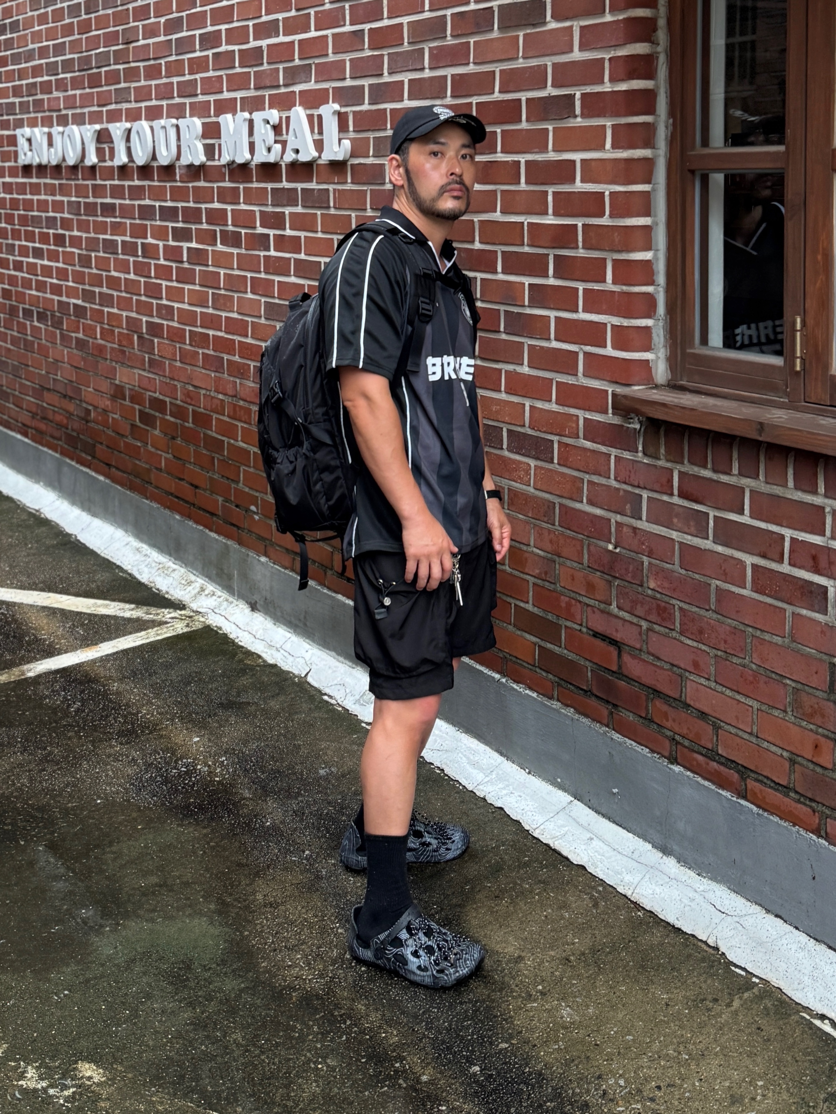 Merrell x LMC Hydro Moc Black 착용 스타일 - 1