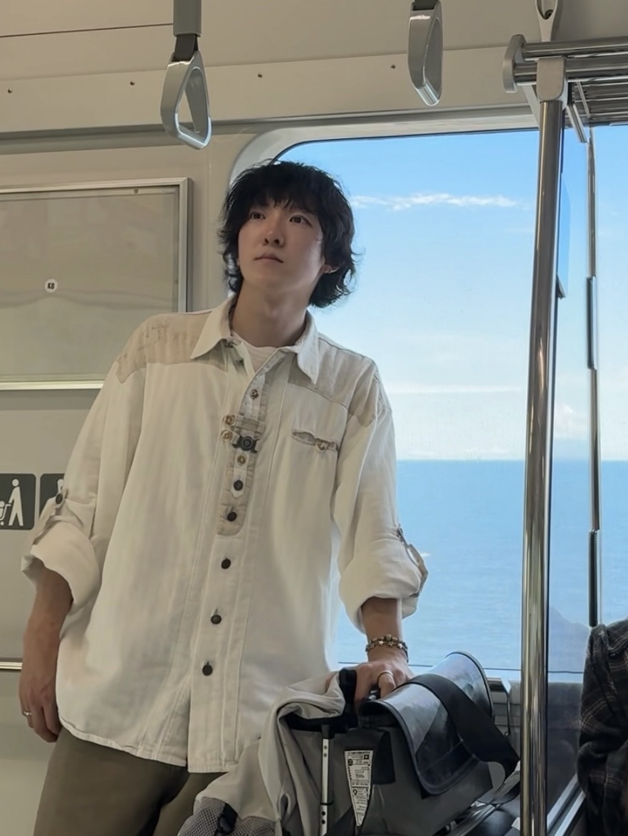 Aoiro The Death Of Chrome Work Pants Washed Olive, Dr. Martens 1461 Inferno Silver Black 착용 스타일 - 3