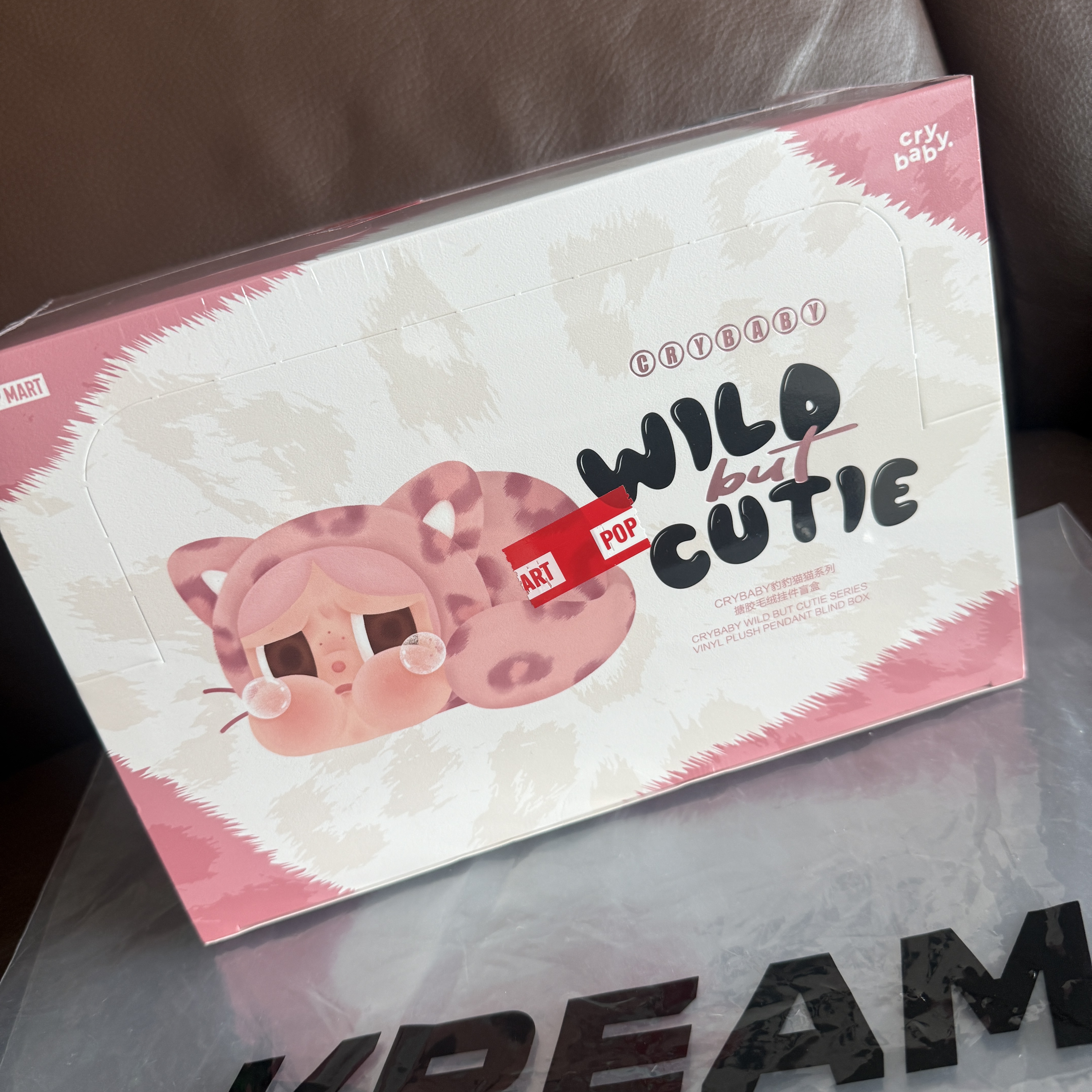 Pop Mart Crybaby Wild But Cutie Series Vinyl Plush Pendant (6 Blind Boxes) 착용 스타일 - 2