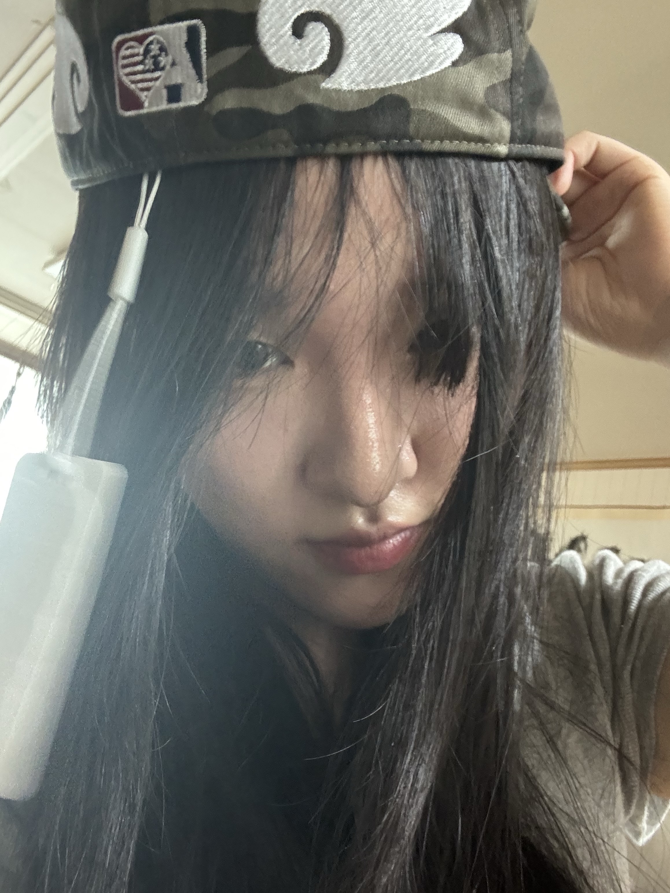 AEAE Ae Symbol Angel Wing Cap Camo 착용 스타일 - 2