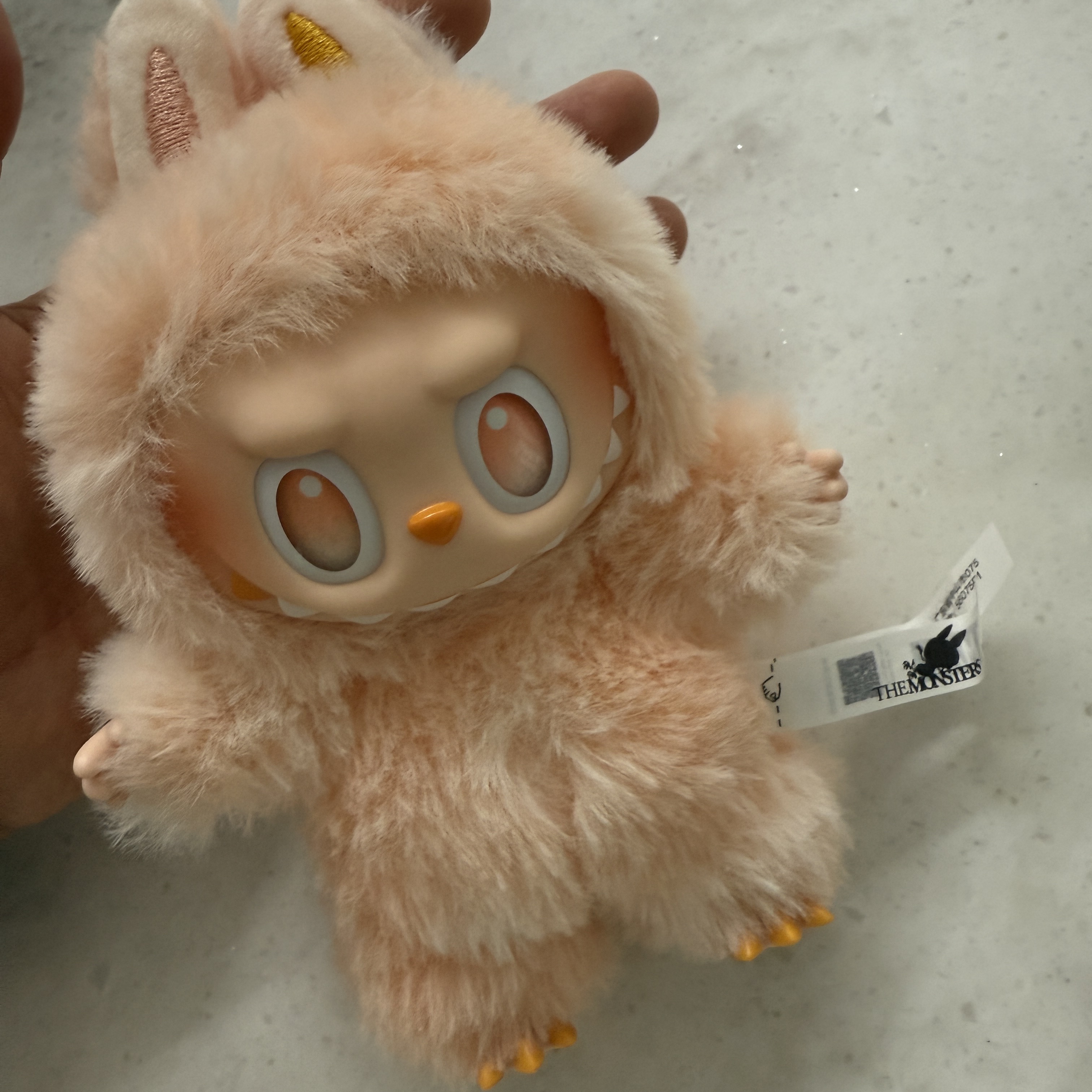 Pop Mart Labubu The Monsters Highlight Series Happiness Keyring (Opened Case) 착용 스타일